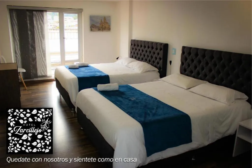 Deluxe Triple Room in HOTEL ZARCILLEJO
