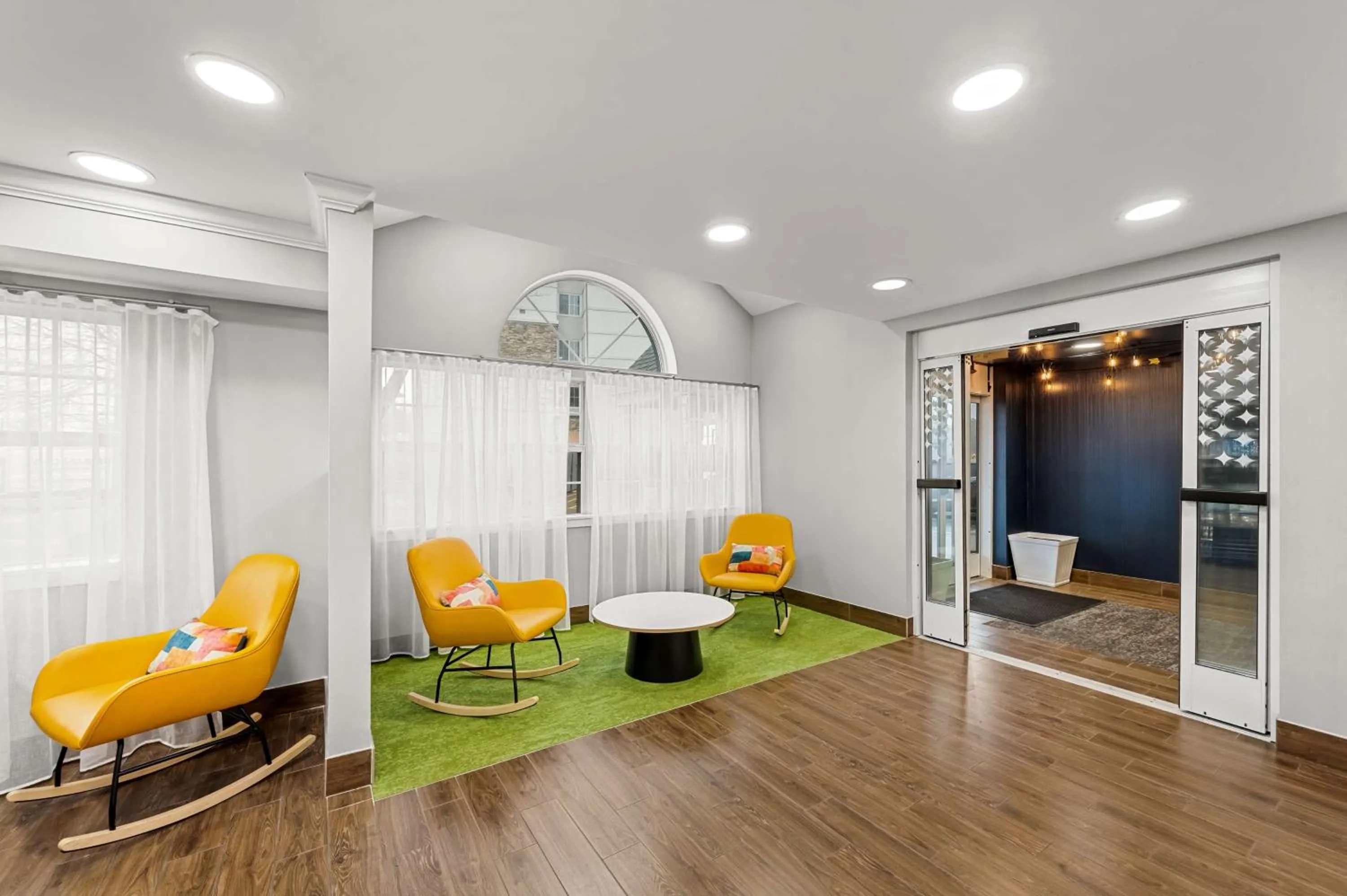 Lobby or reception in Comfort Inn & Suites Airport Dulles-Gateway