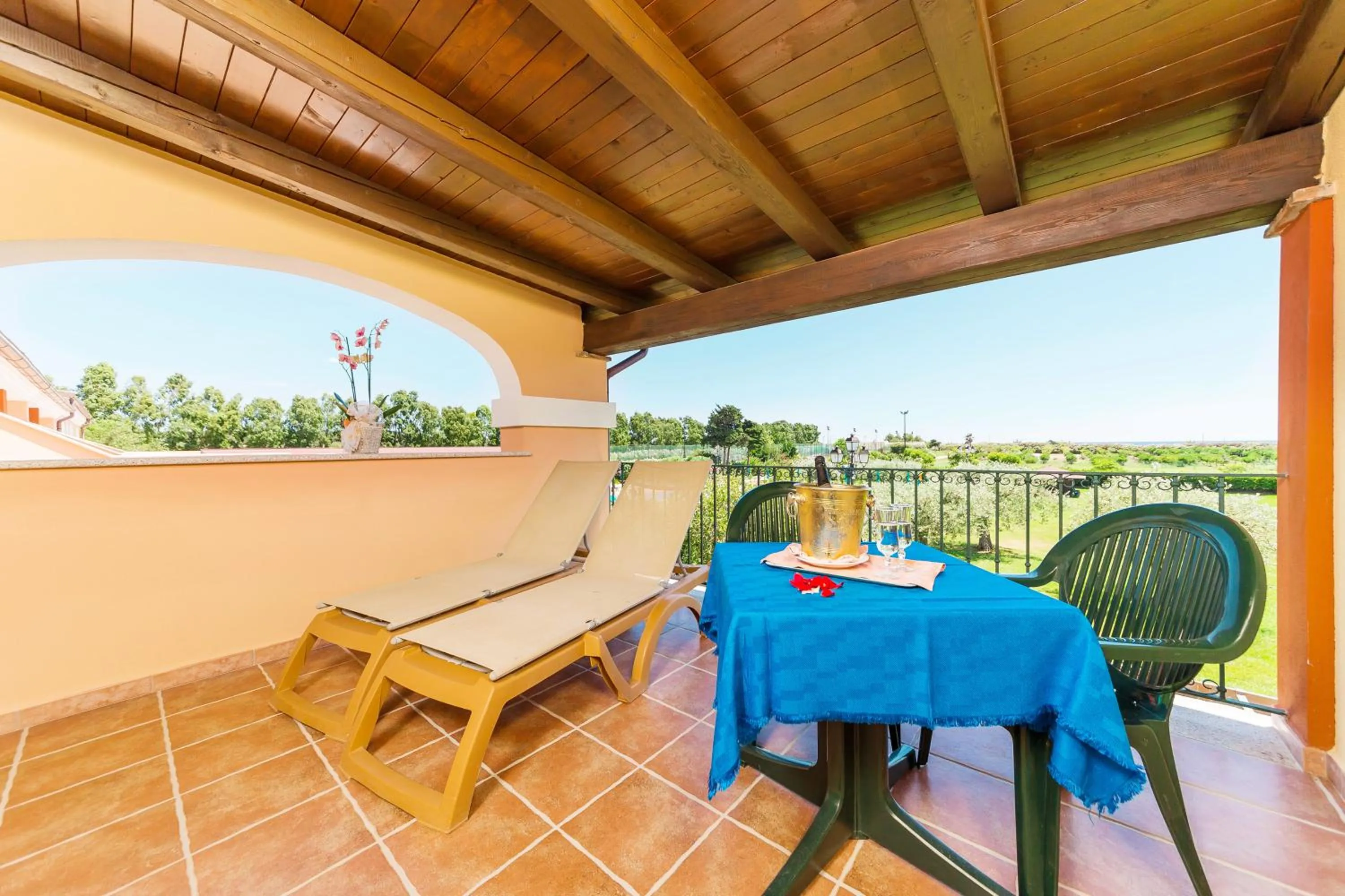 Patio, Balcony/Terrace in Sentido Orosei Beach