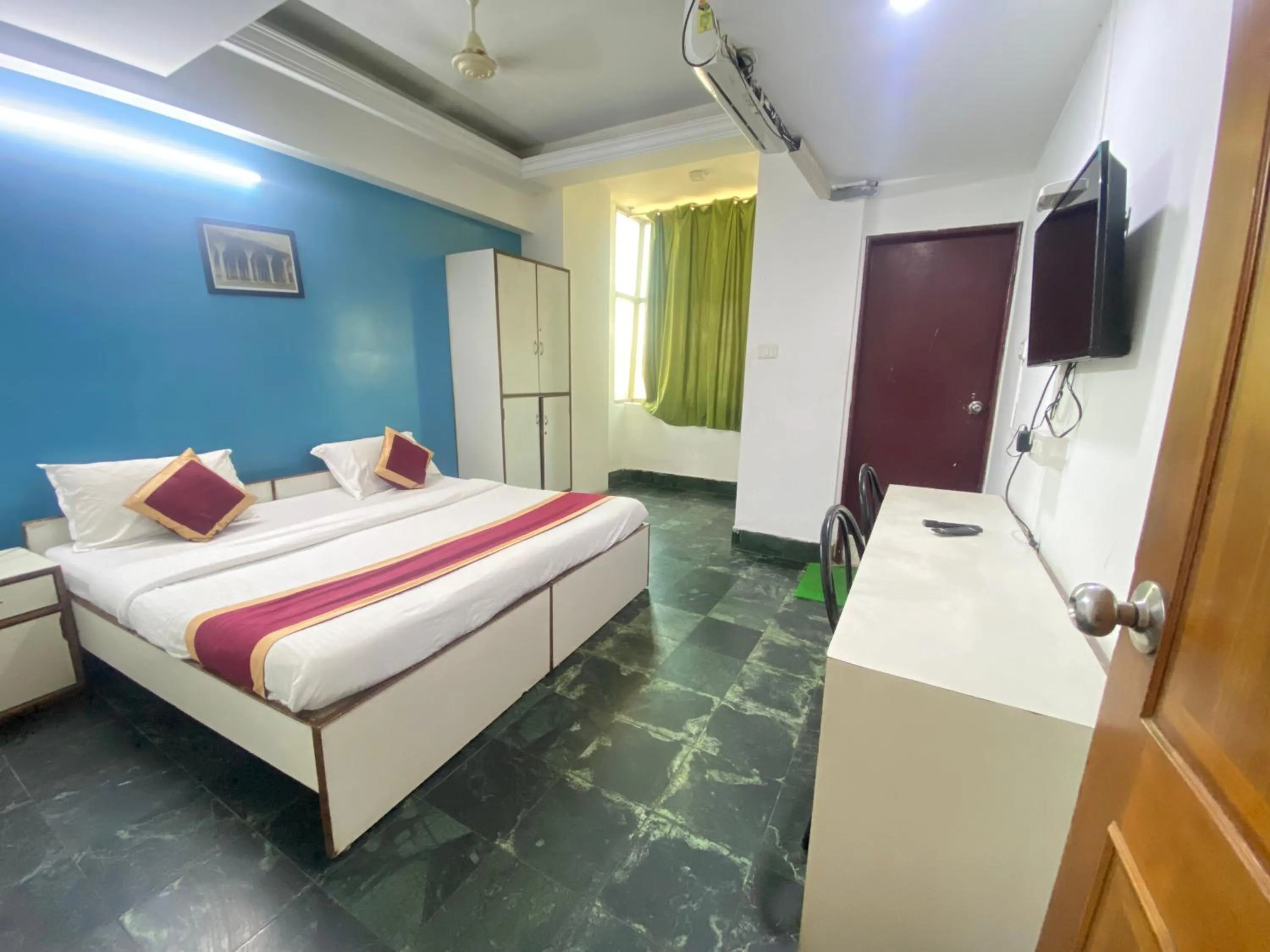 Bed in Hotel Townhall