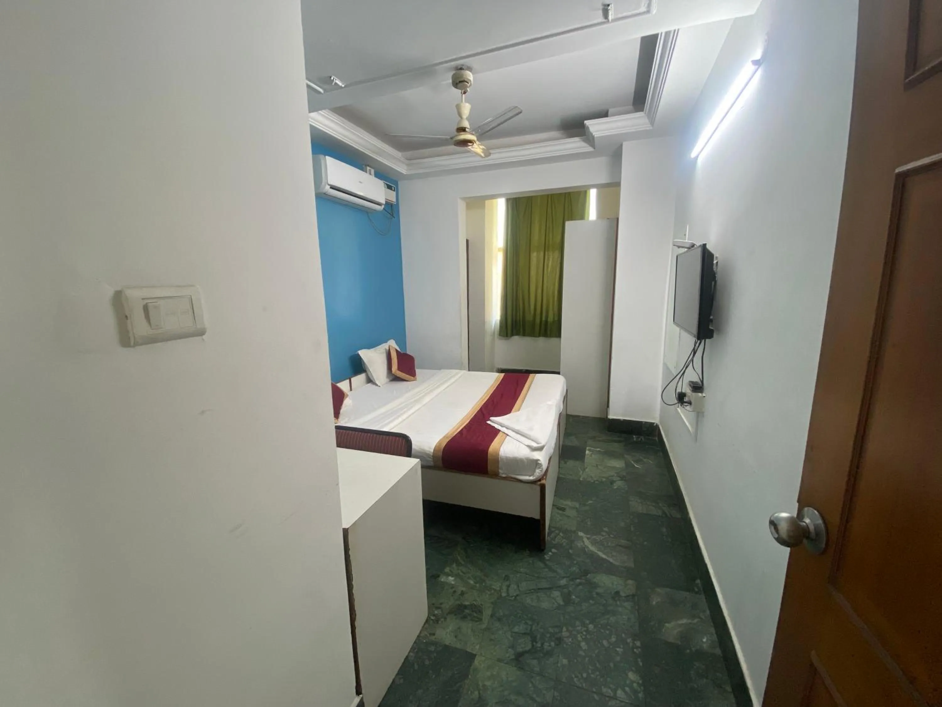 Bed in Hotel Townhall