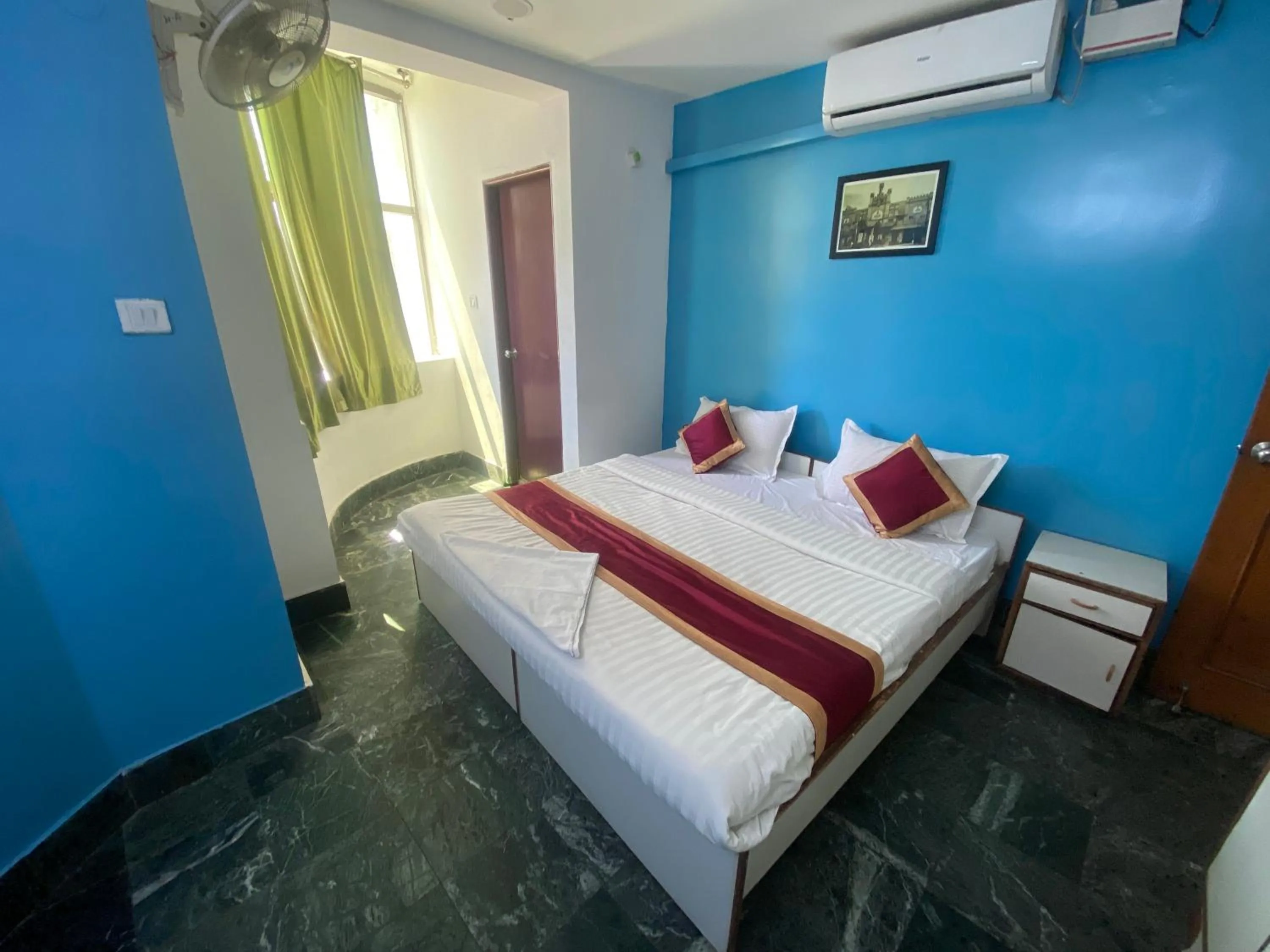 Bed in Hotel Townhall