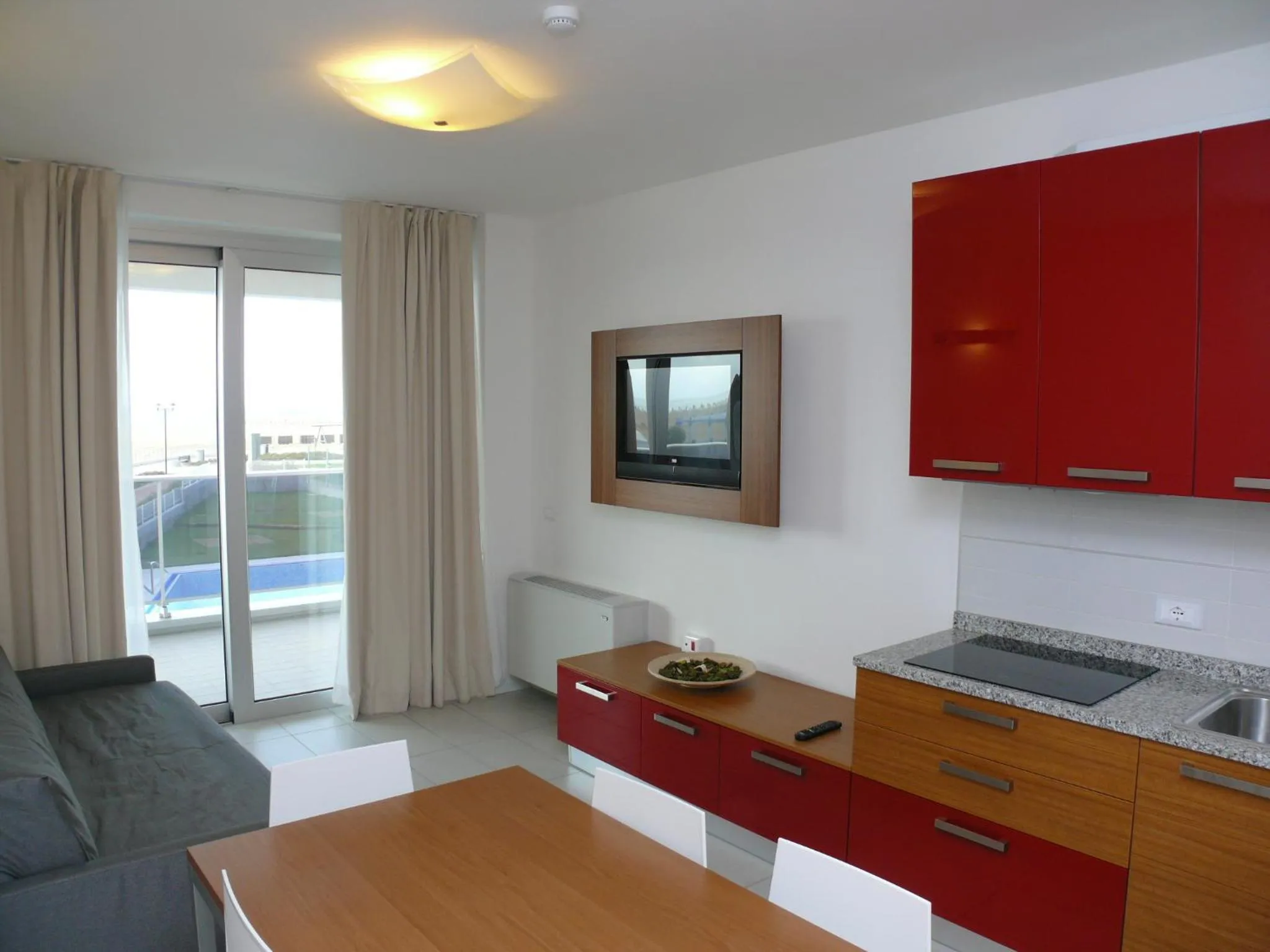 TV and multimedia in ApartHotel Panorama Beach