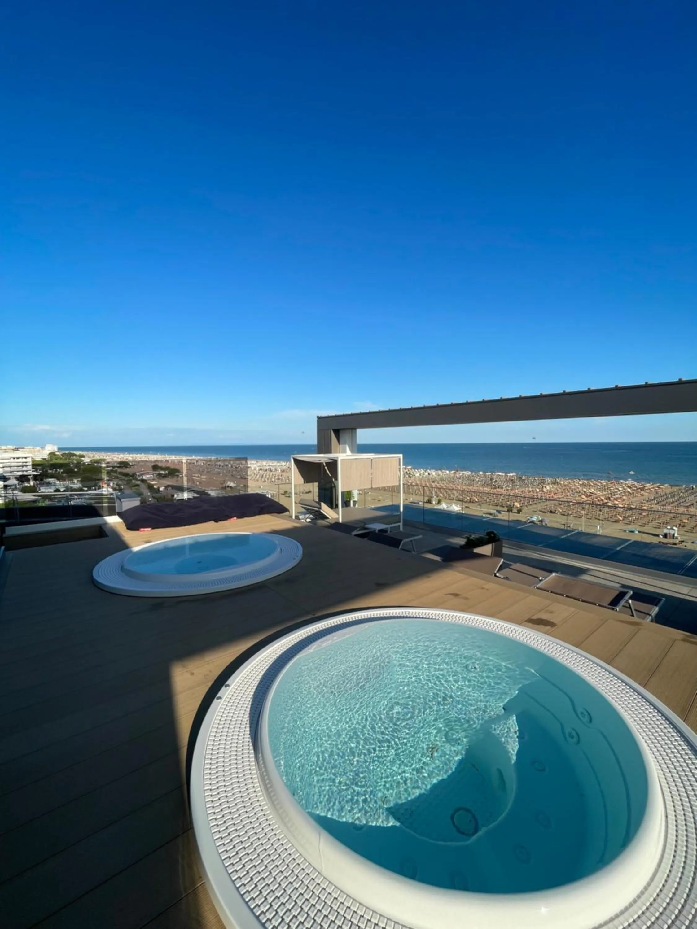 Hot Tub in ApartHotel Panorama Beach
