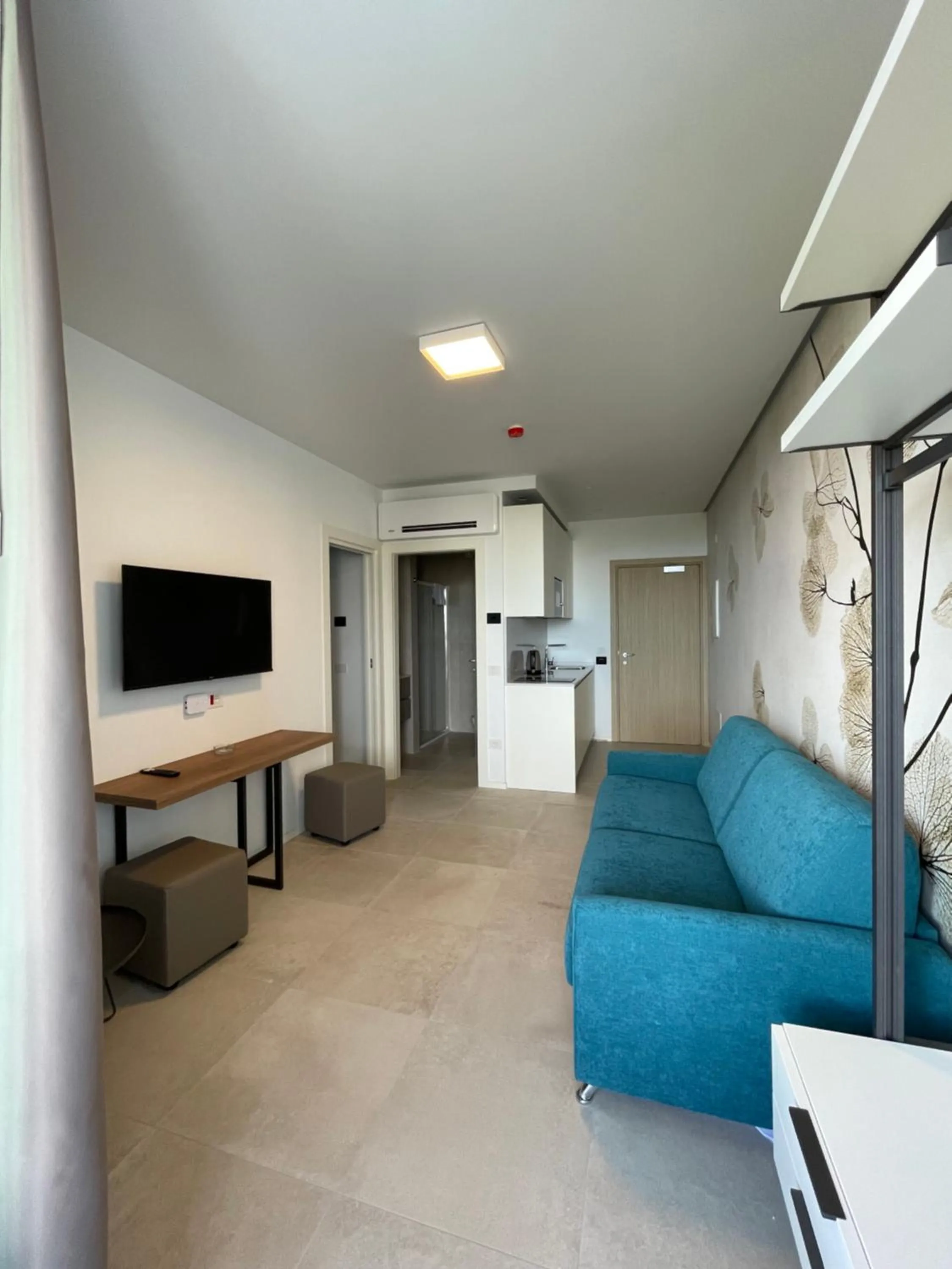 TV and multimedia in ApartHotel Panorama Beach