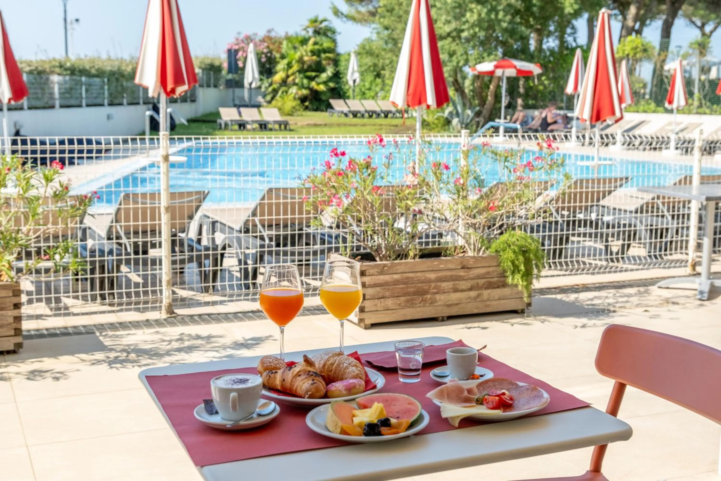 Breakfast in ApartHotel Panorama Beach