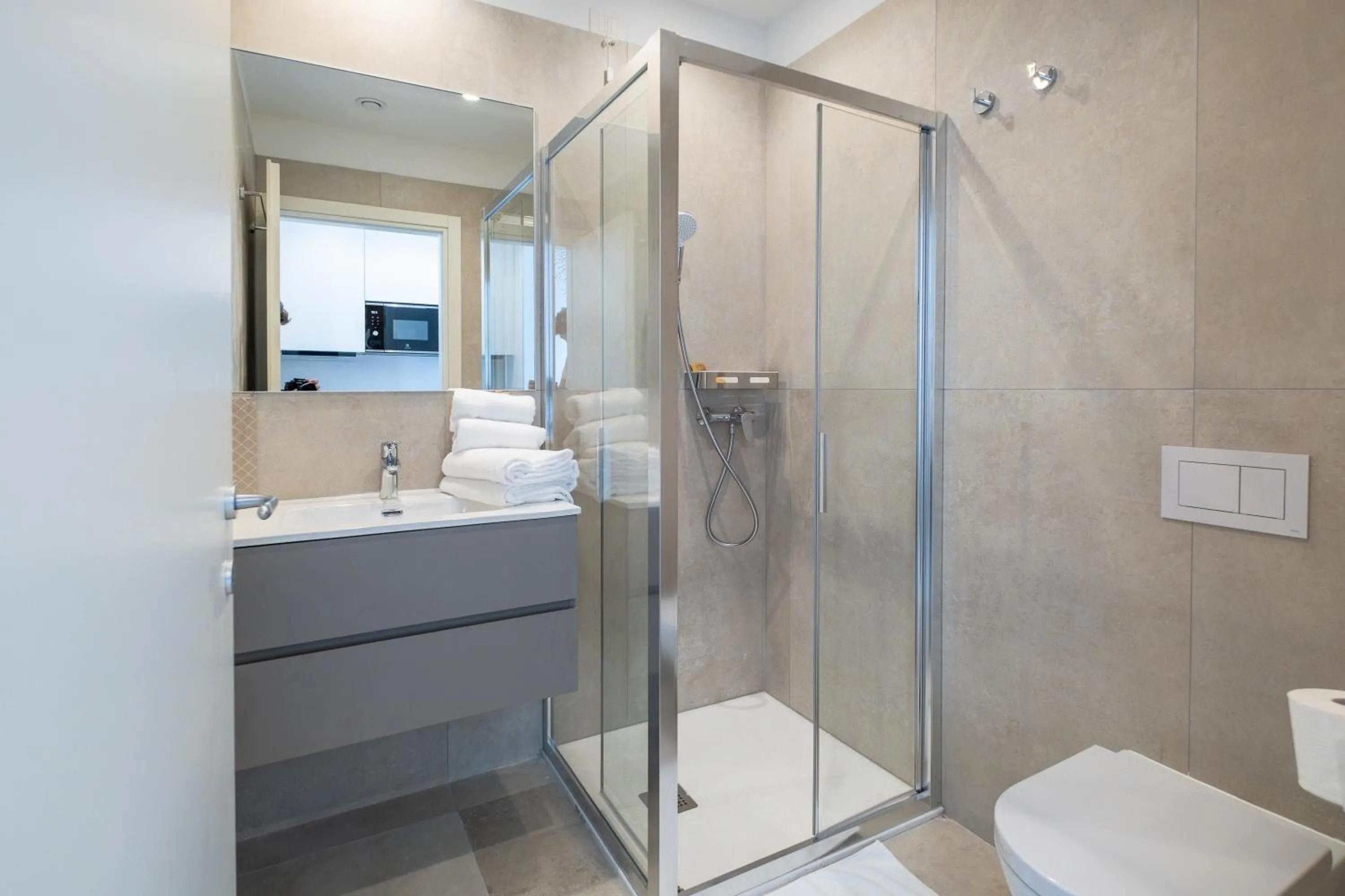 Shower in ApartHotel Panorama Beach