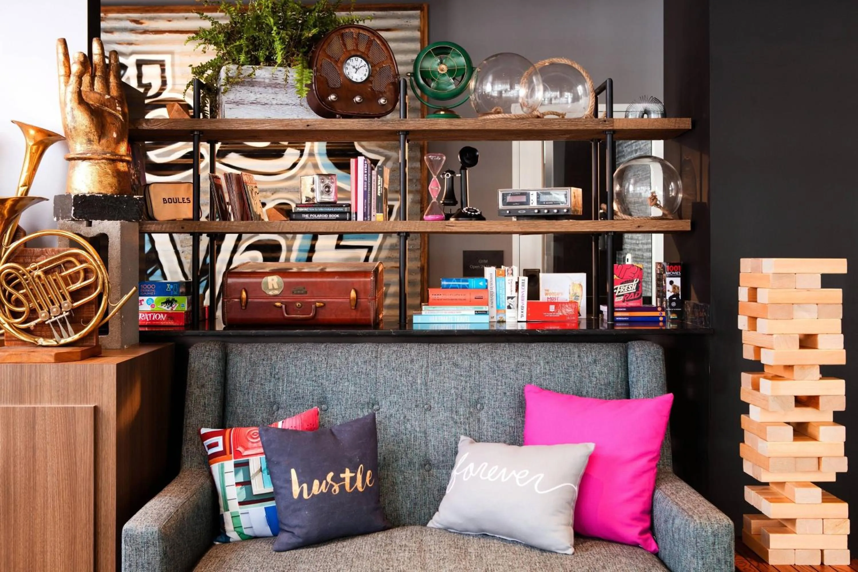 Living room in MOXY New Orleans Downtown/French Quarter Area