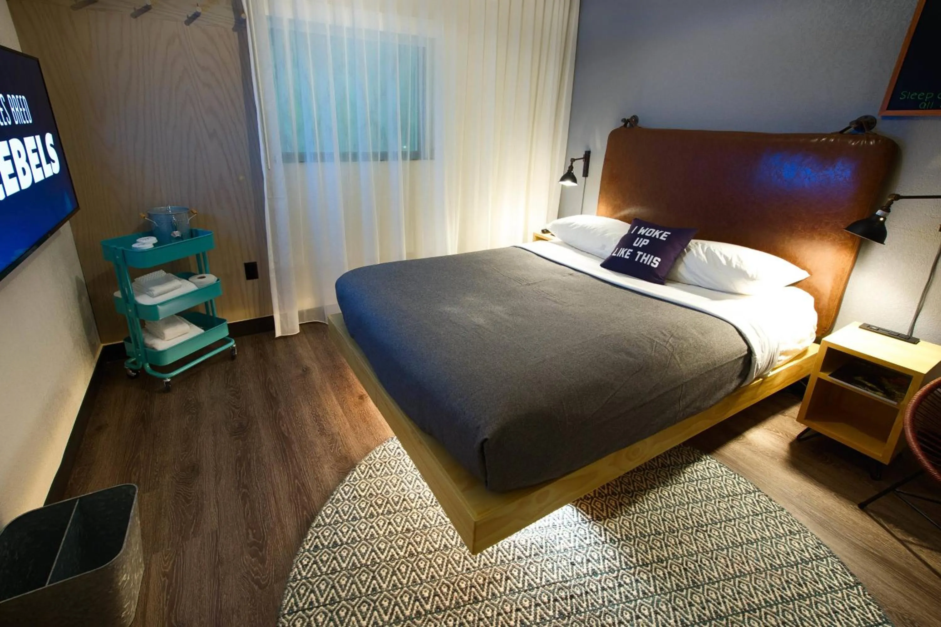 Photo of the whole room, Bed in MOXY New Orleans Downtown/French Quarter Area