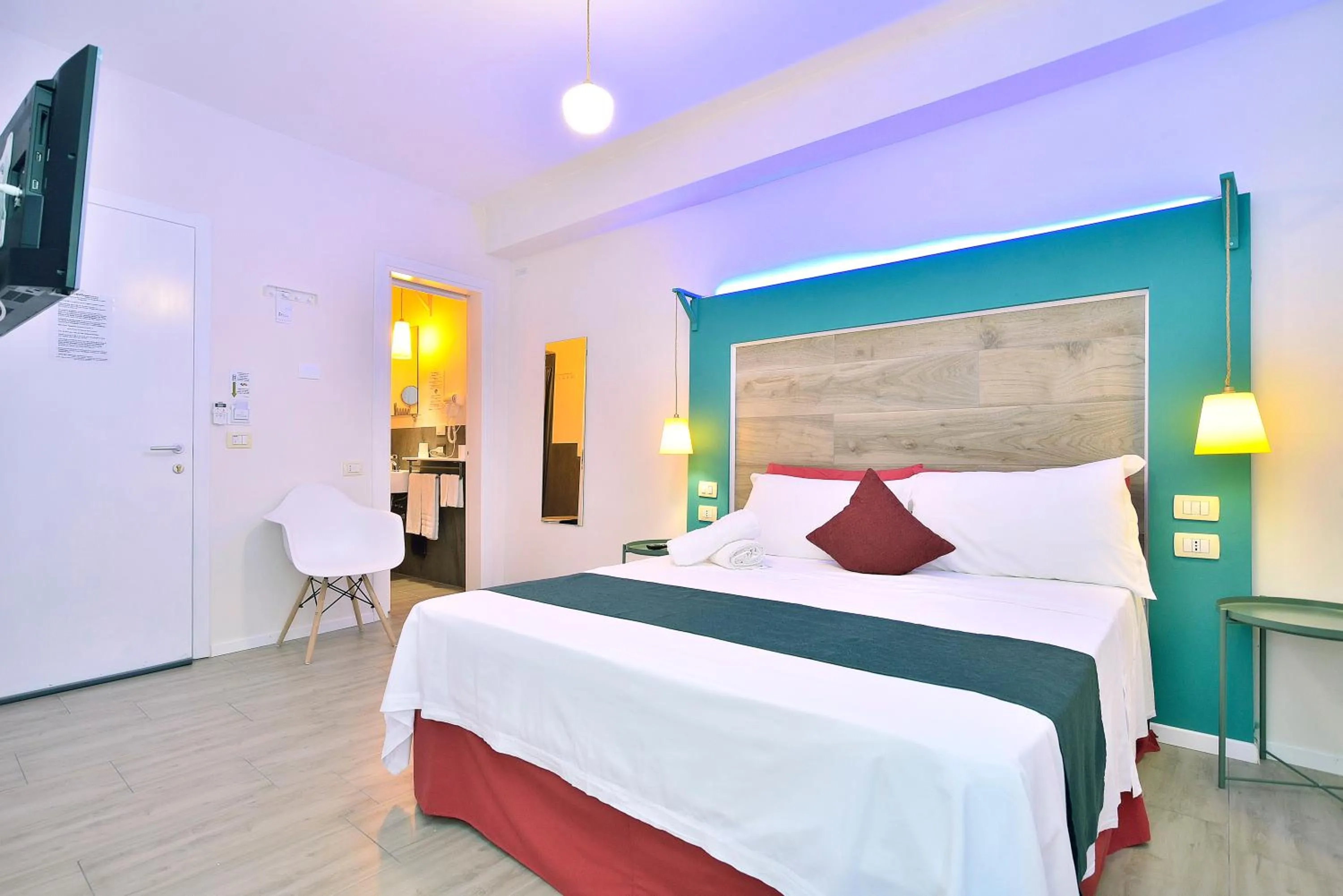 Bathroom, Bed in Modica Old Town Rooms