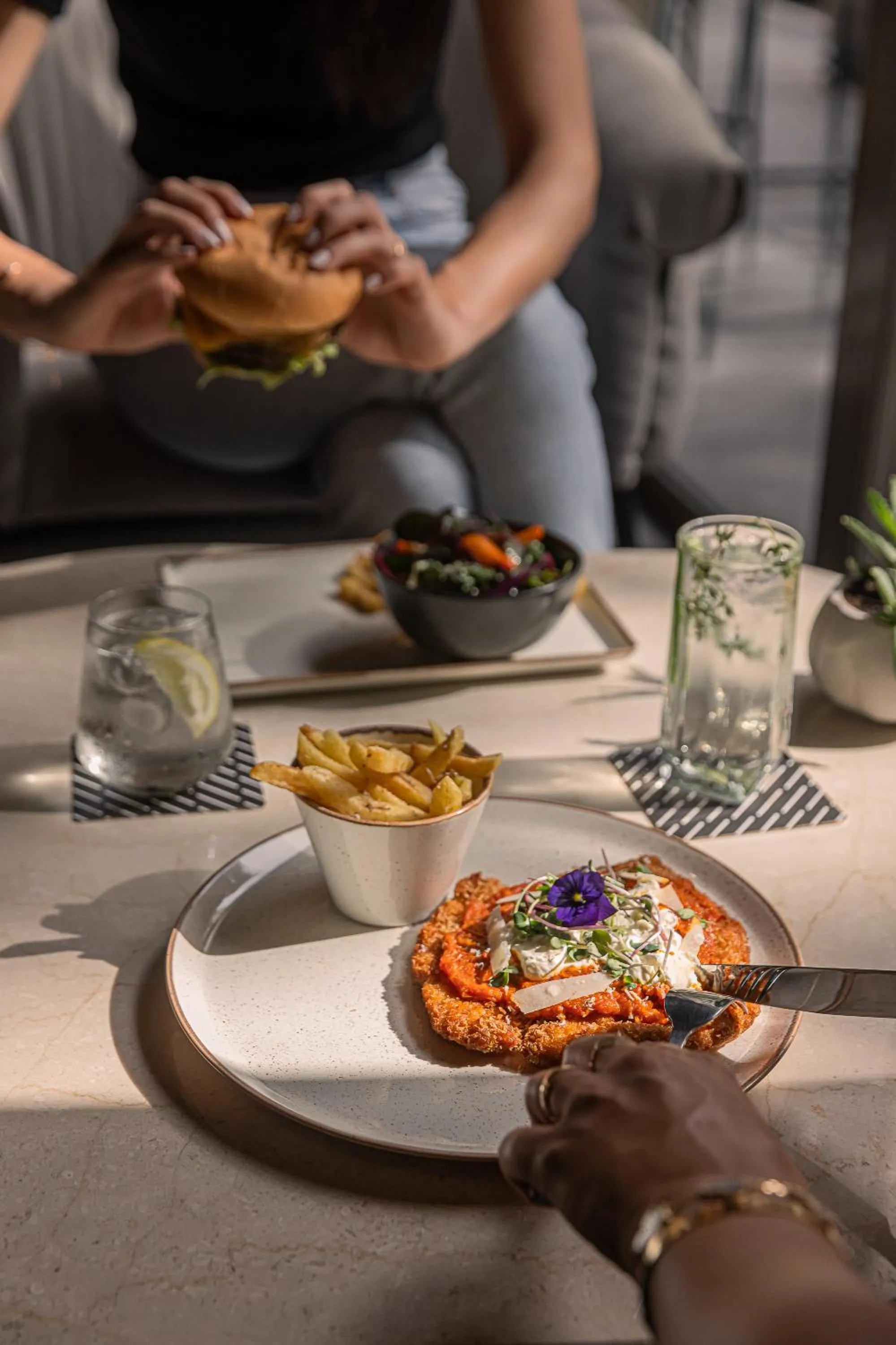 Food and drinks in ZUR Studios and Suites