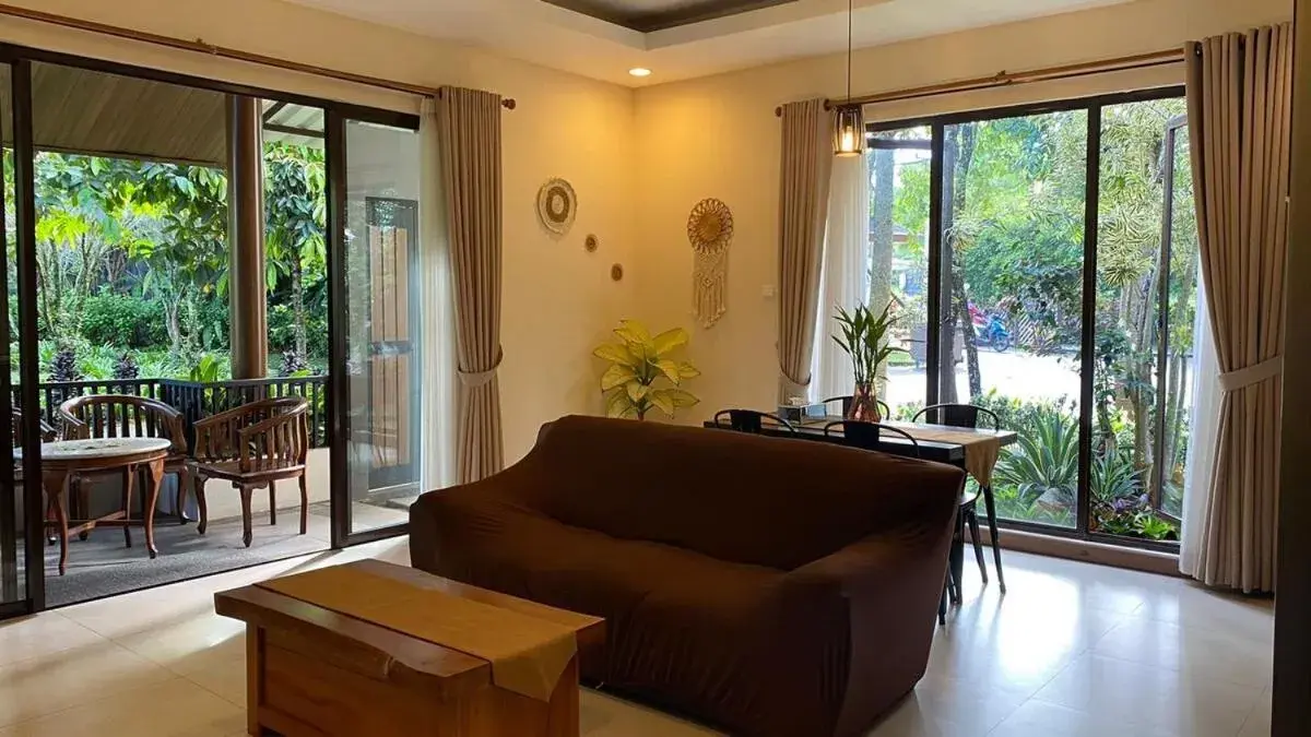 Luxurious Modern Villa at Vimala Hills Luxurious Modern Villa at Vimala Hills