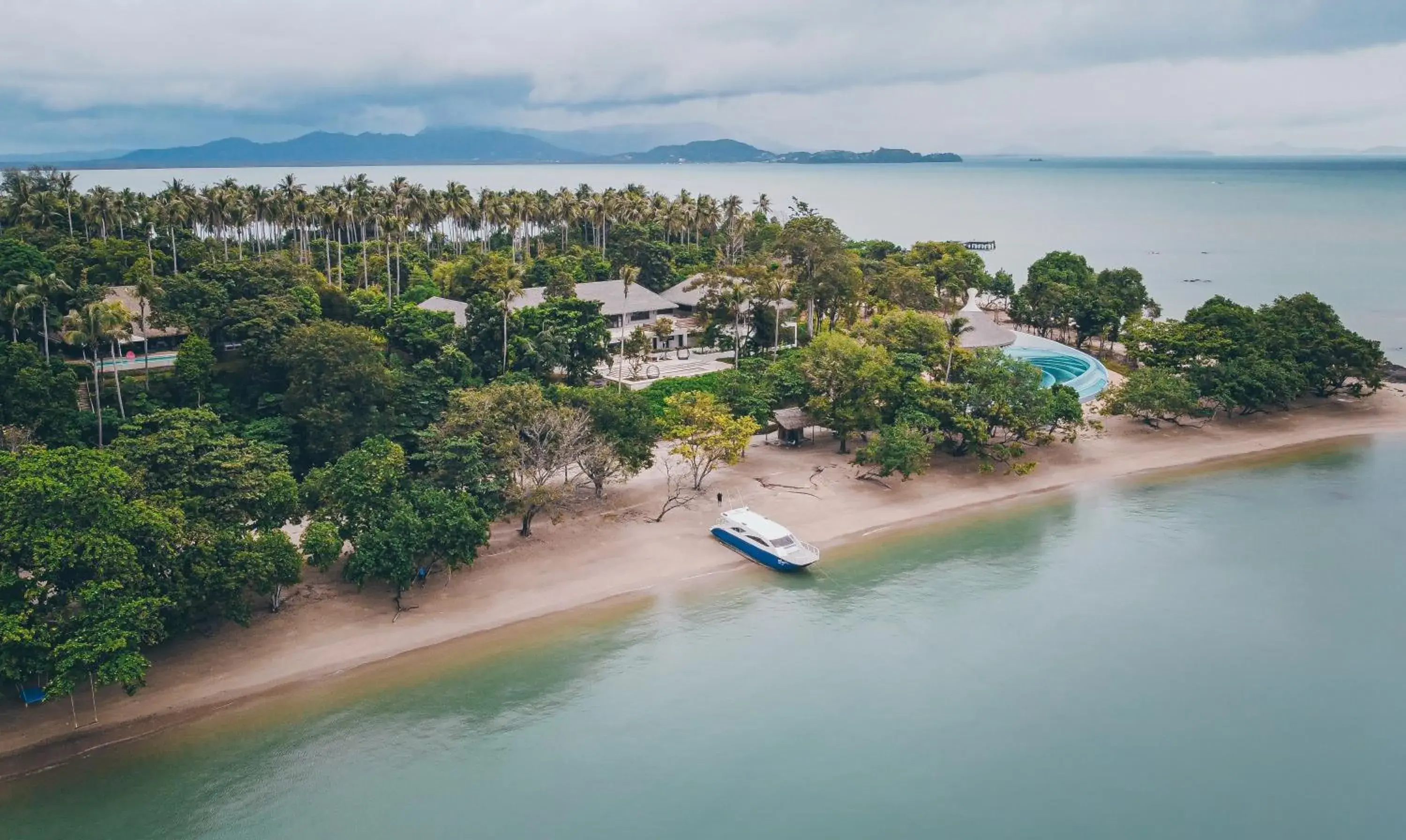 Bird's eye view in Island Escape Burasari Bird's eye view in Island Escape Burasari