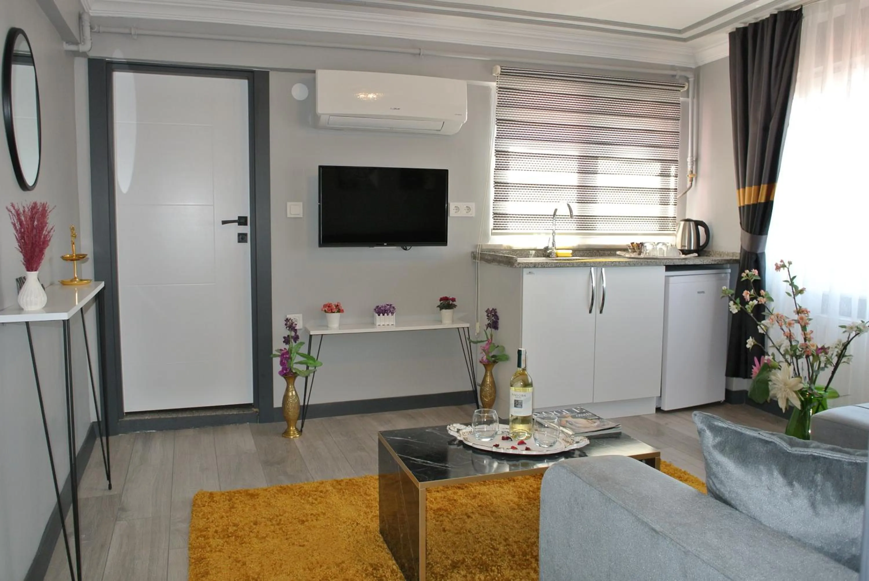 Living room in Emirhan Guesthouse & Suites