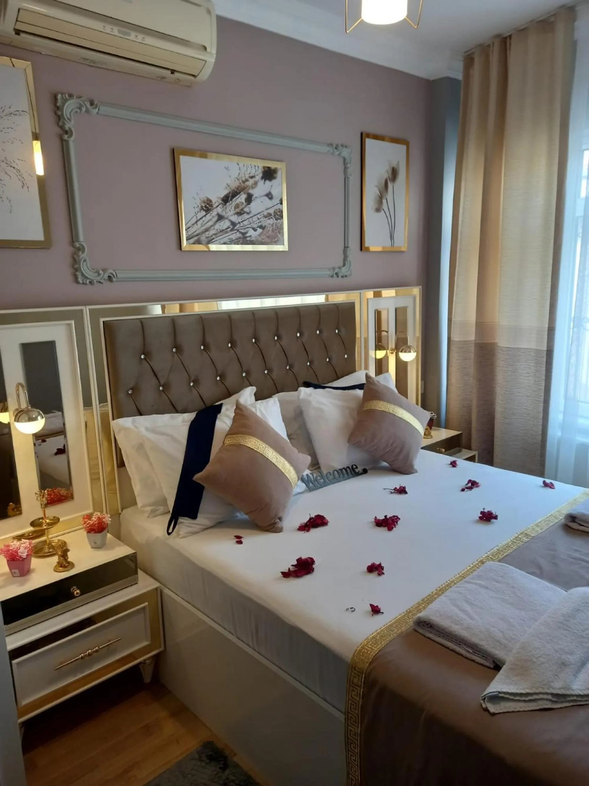 Bedroom, Bed in Emirhan Guesthouse & Suites