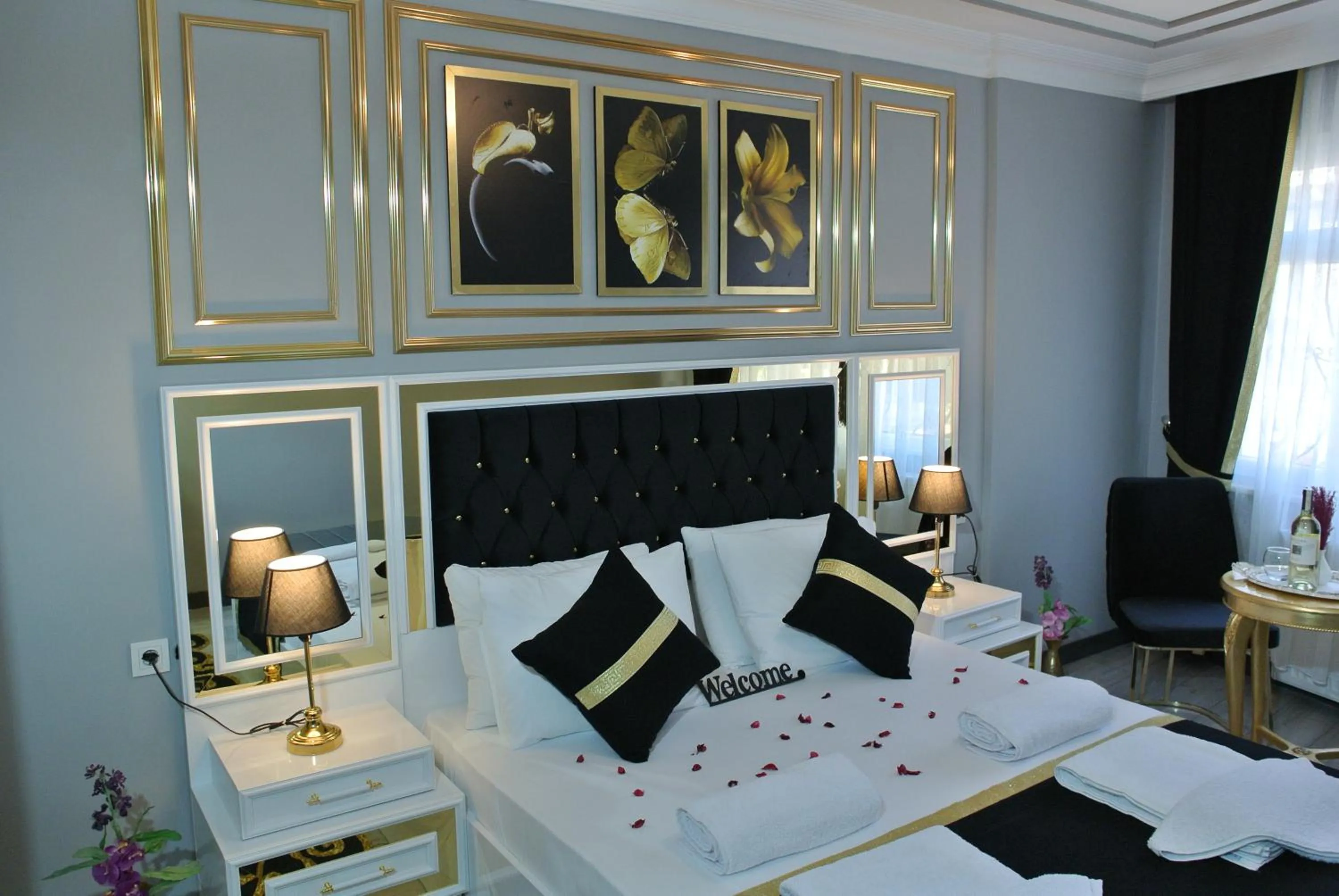 Bedroom, Bed in Emirhan Guesthouse & Suites