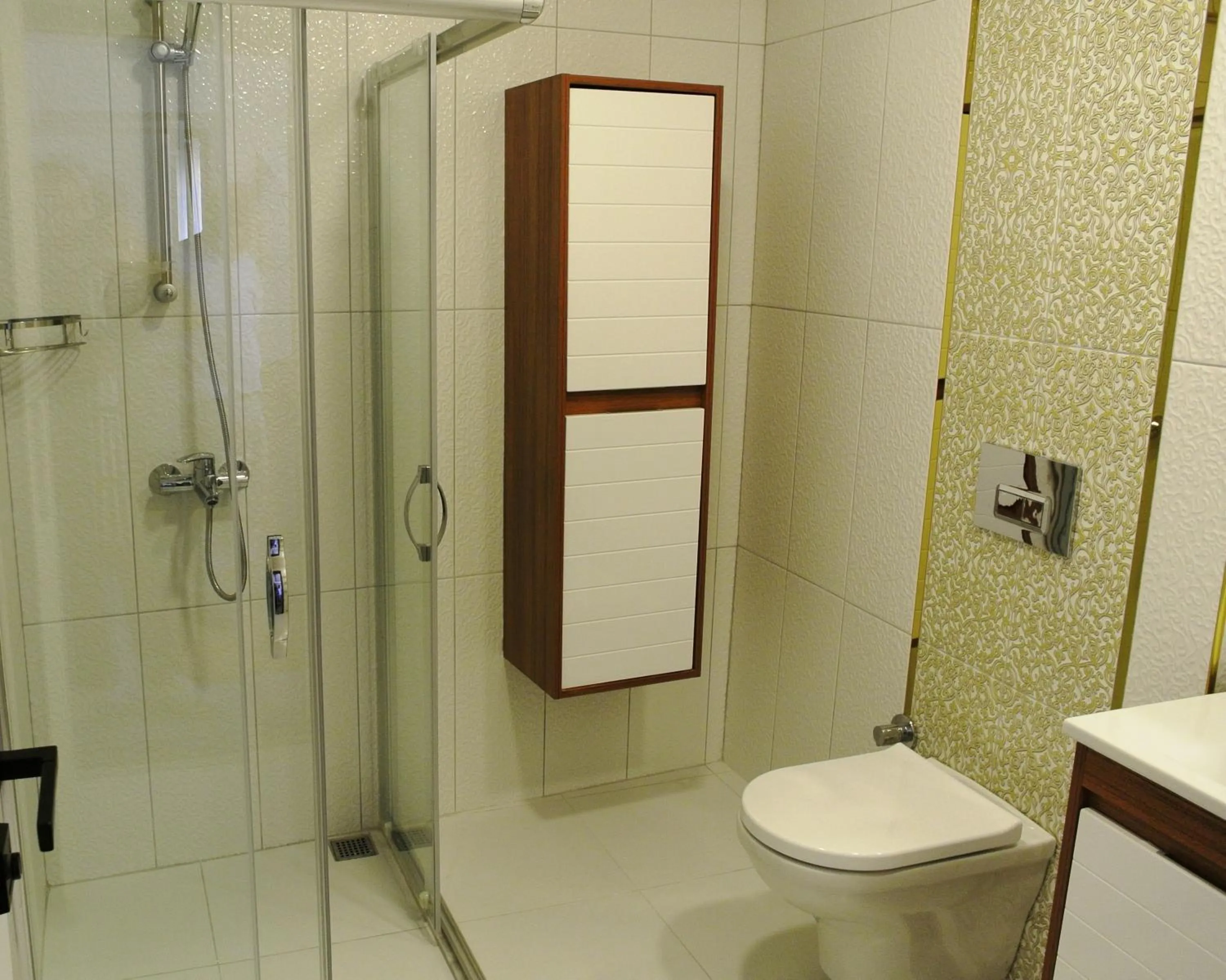 Bathroom in Emirhan Guesthouse & Suites