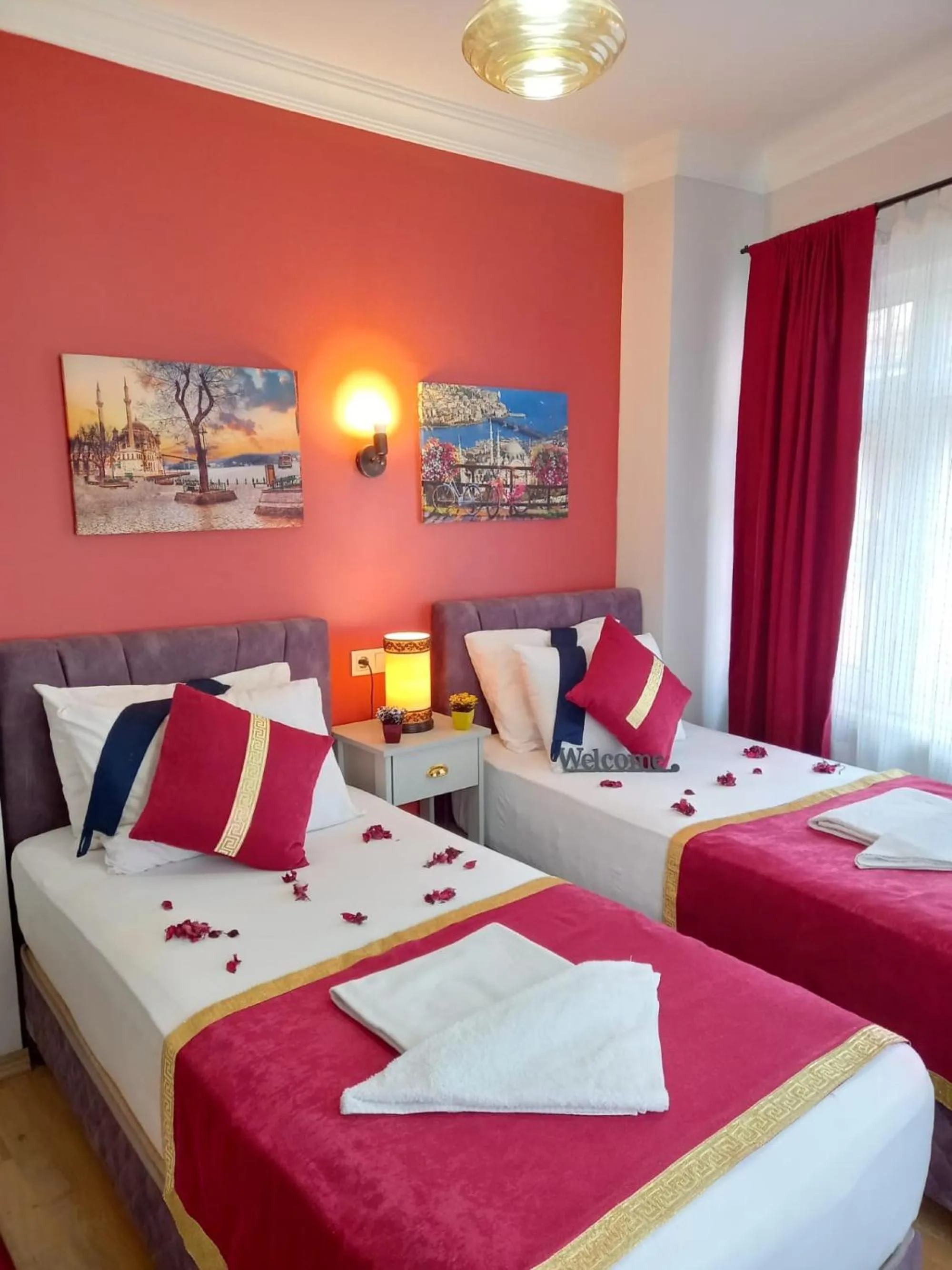 Bedroom, Bed in Emirhan Guesthouse & Suites