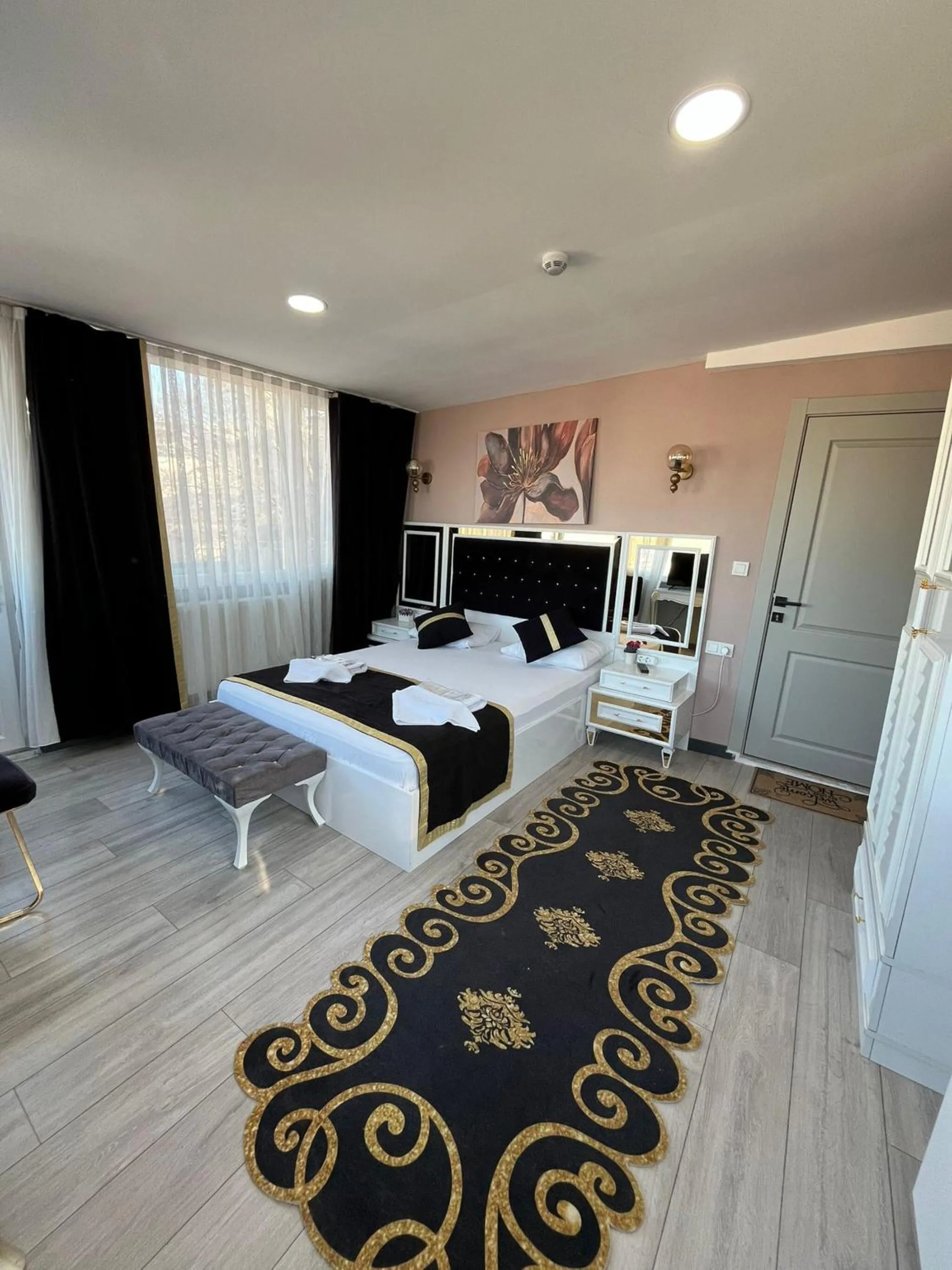 Bedroom, Bed in Emirhan Guesthouse & Suites