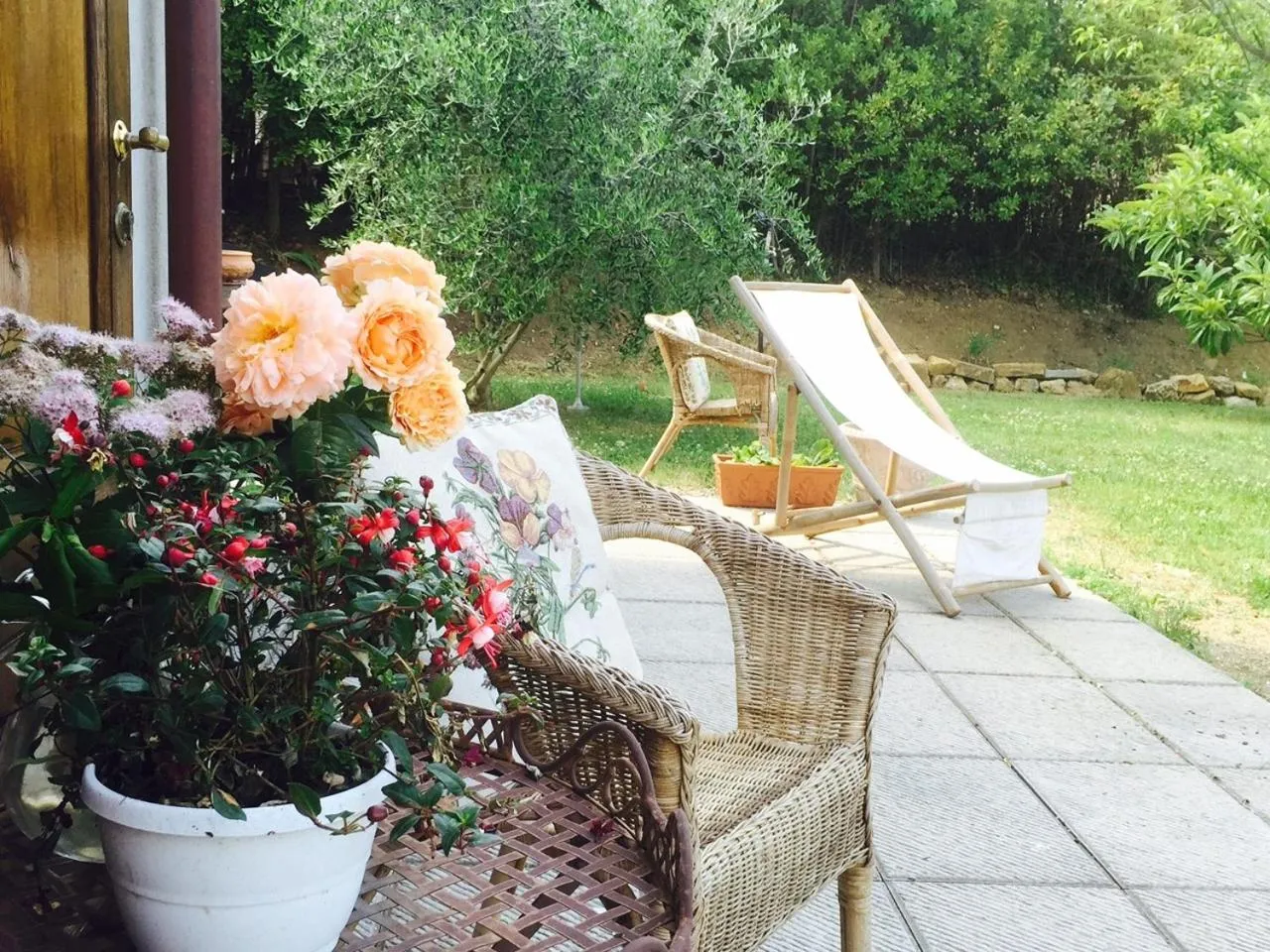 Patio in Rosso Del Chianti