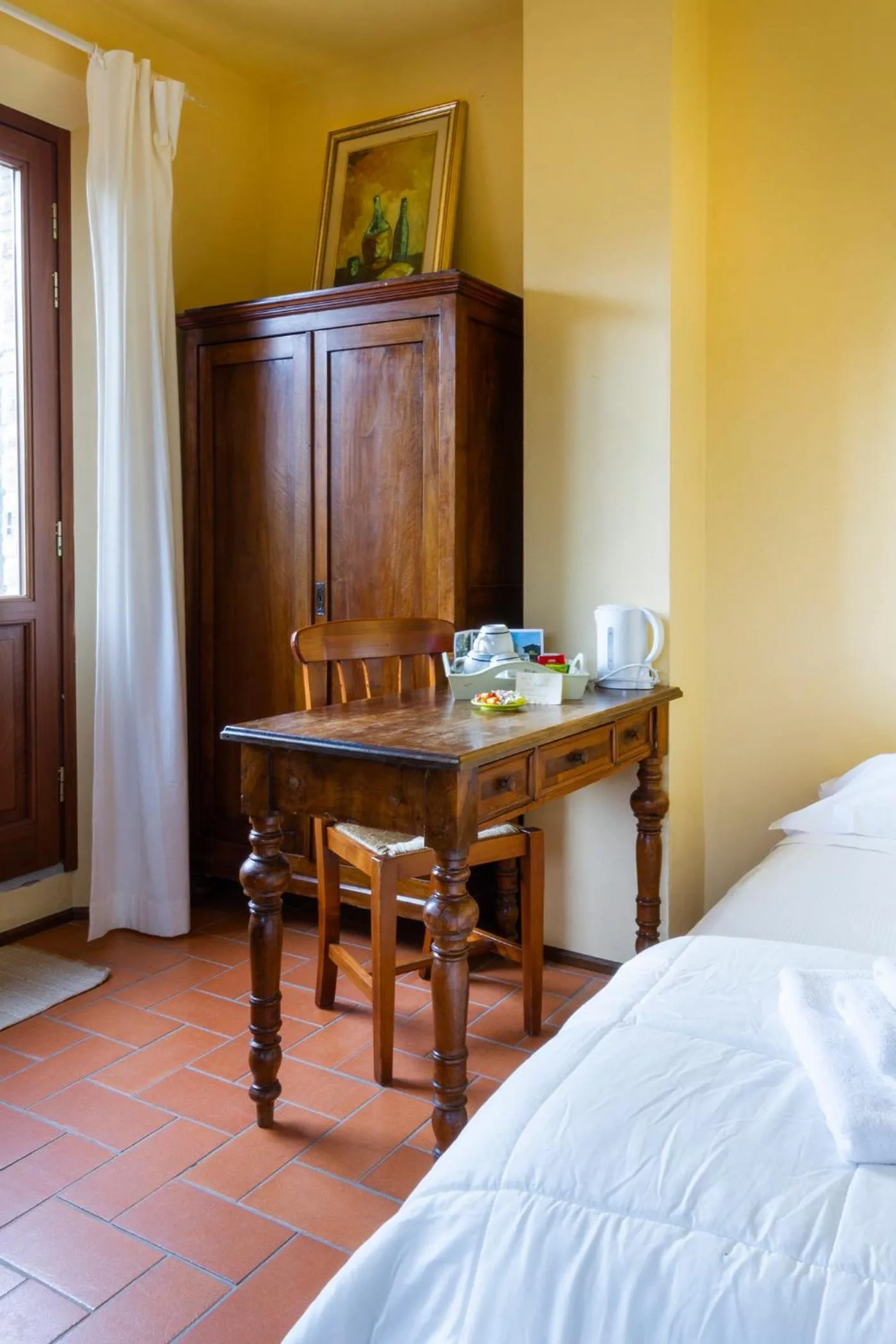 Business facilities, Bed in Rosso Del Chianti