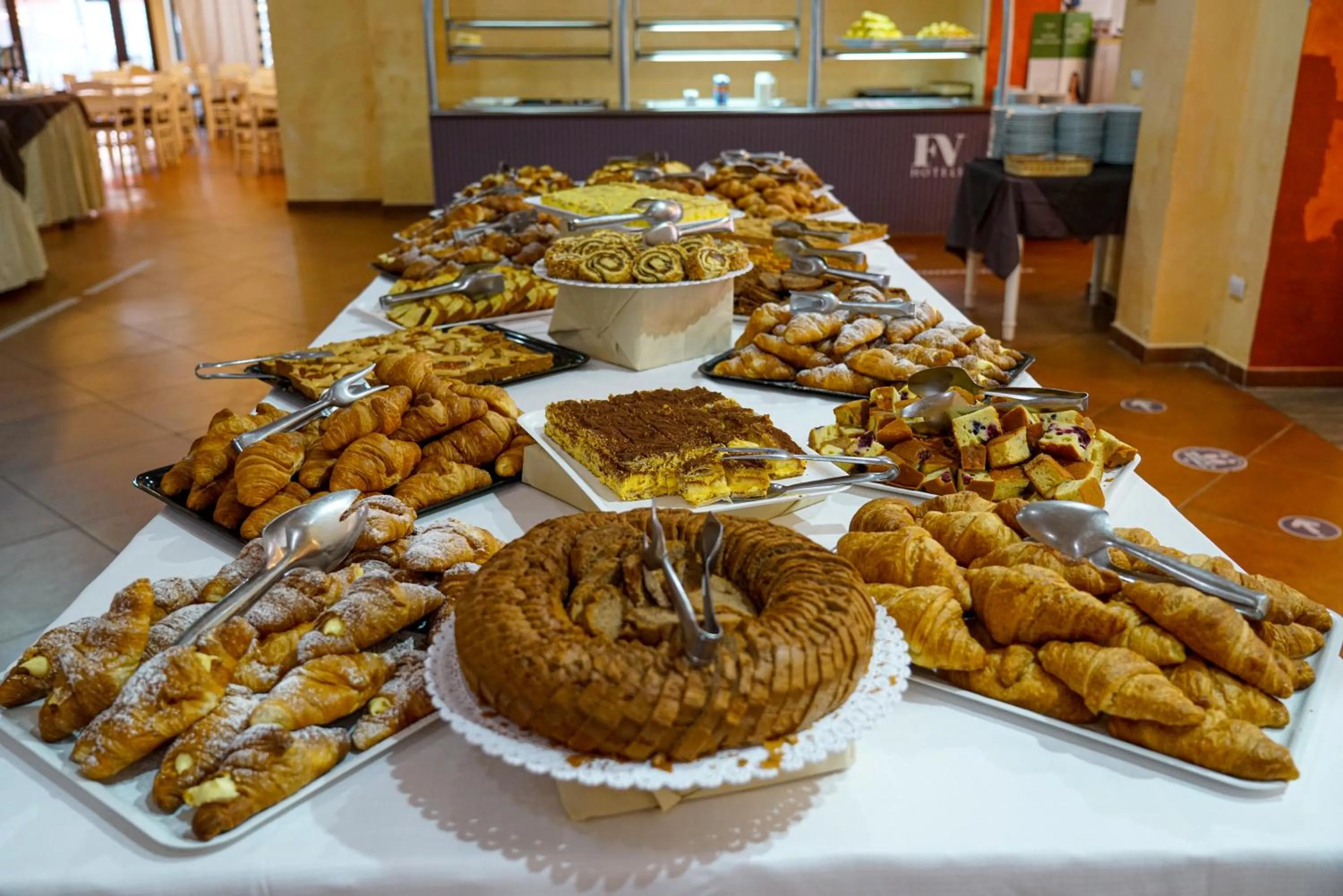 Restaurant/places to eat in Chiusurelle Village Resort