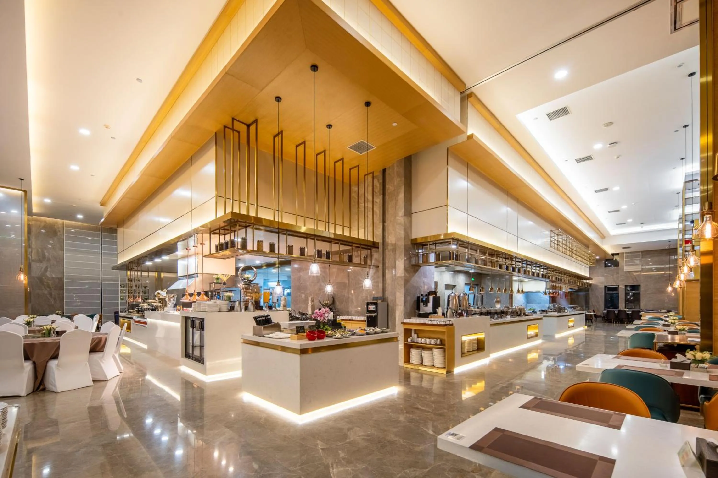 Breakfast in Novotel Huashan