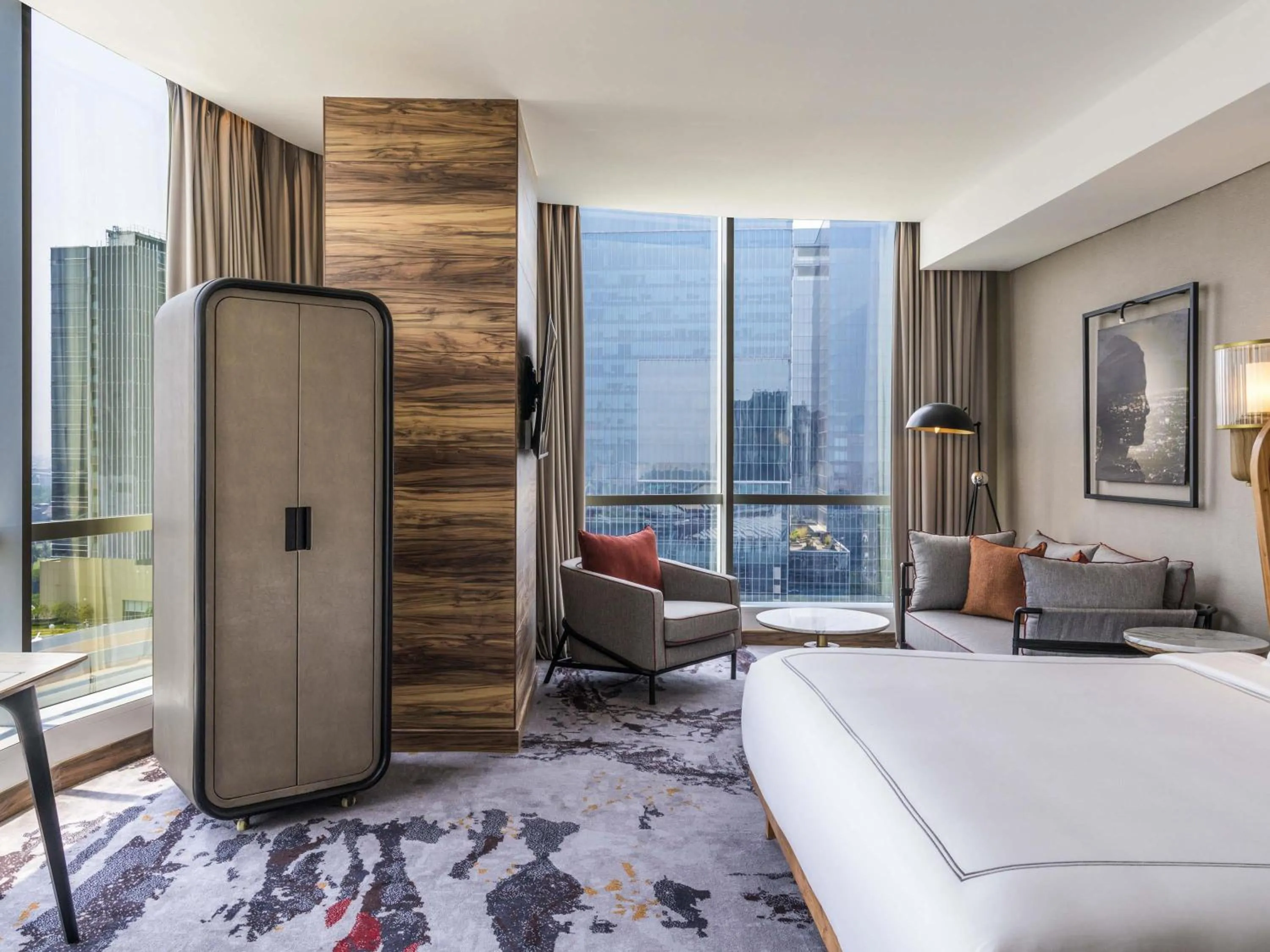 Bedroom, Bed in Swissôtel Jakarta PIK Avenue