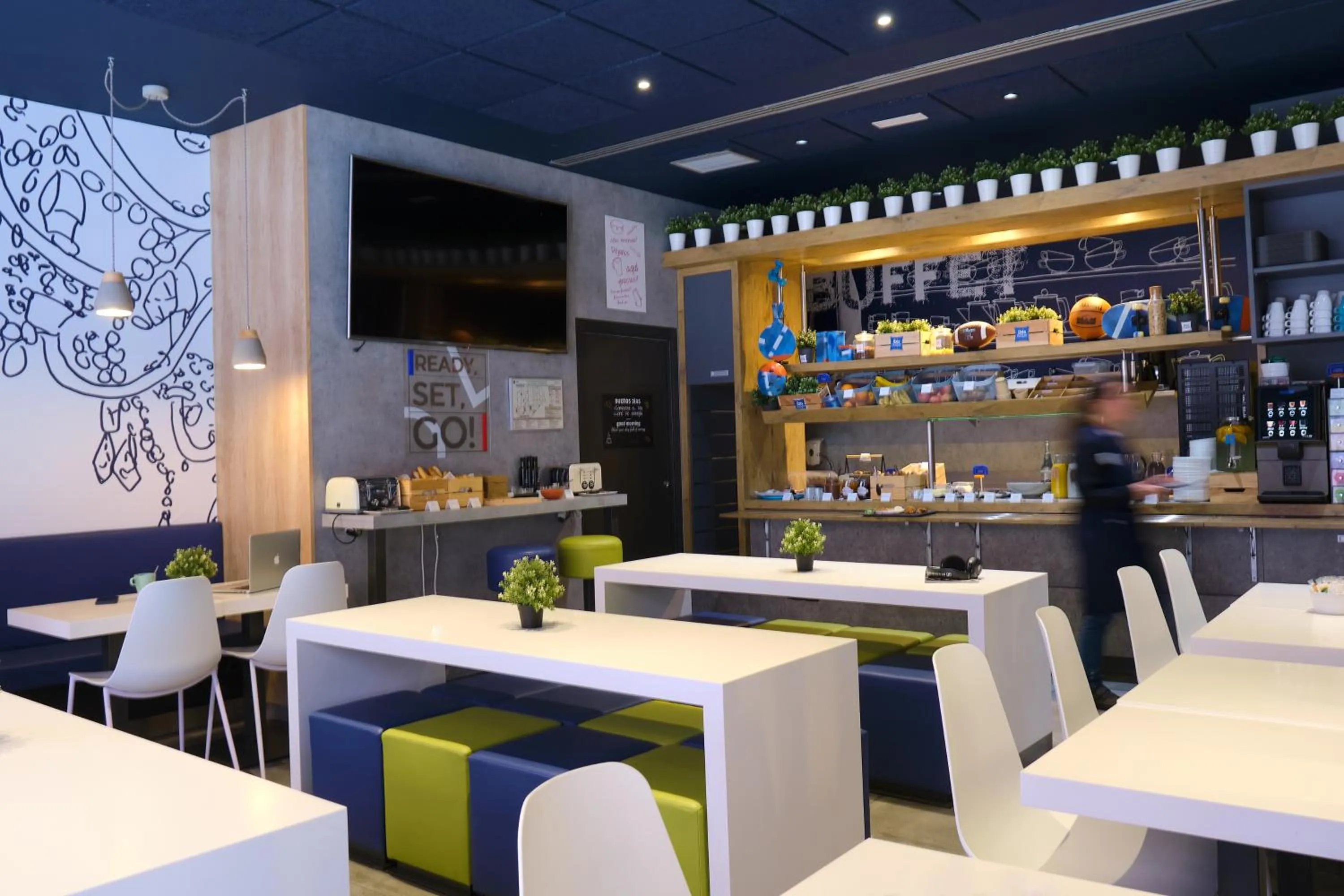 Buffet breakfast in Ibis Budget Bilbao City