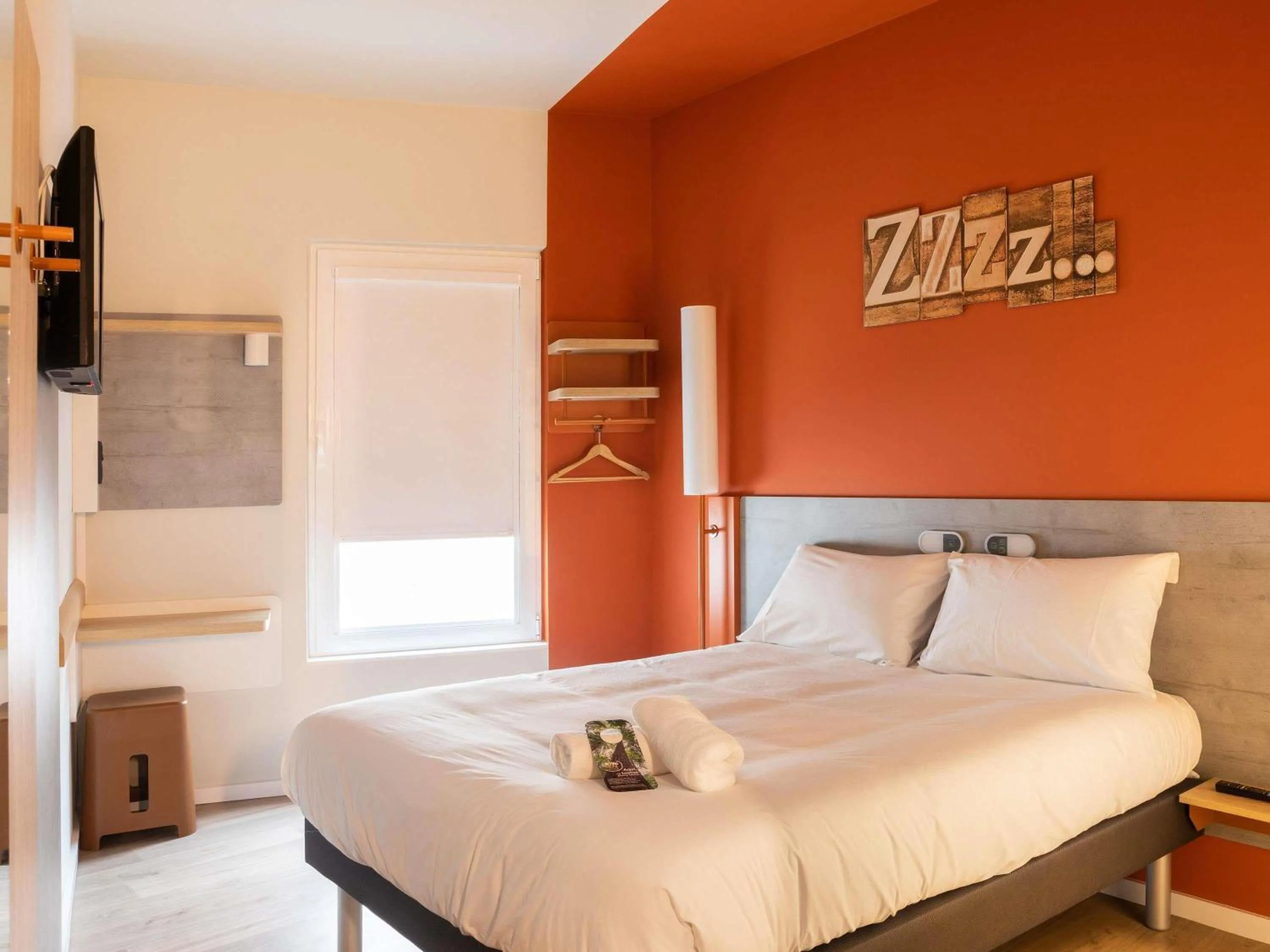 Bedroom, Bed in Ibis Budget Bilbao City