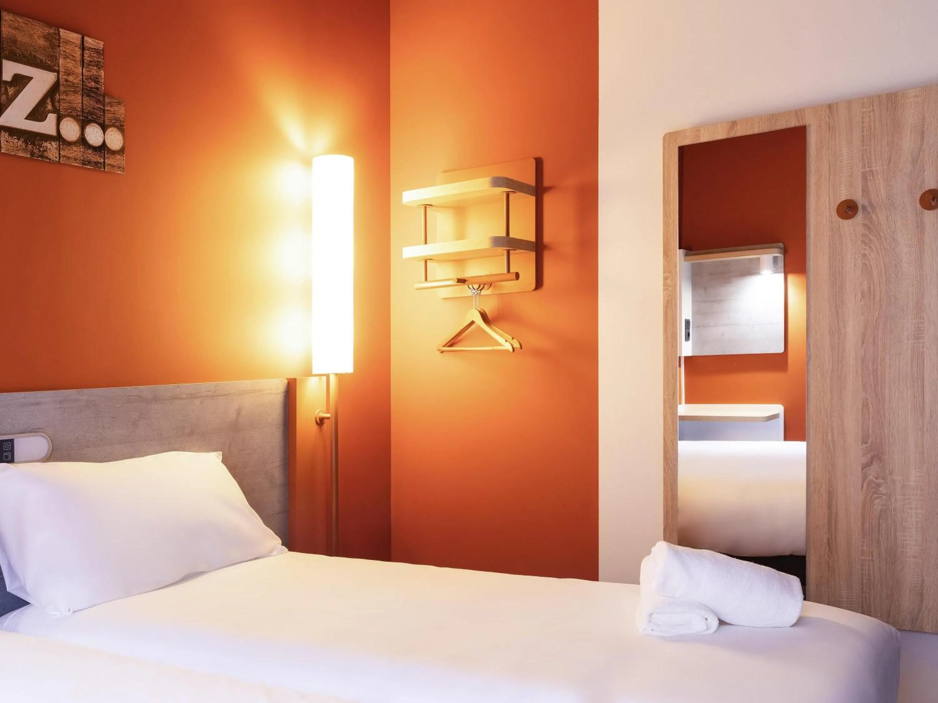 Bedroom, Bed in Ibis Budget Bilbao City