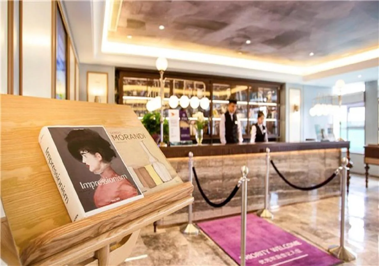 Seating area in Mercure Taiyuan E Tech