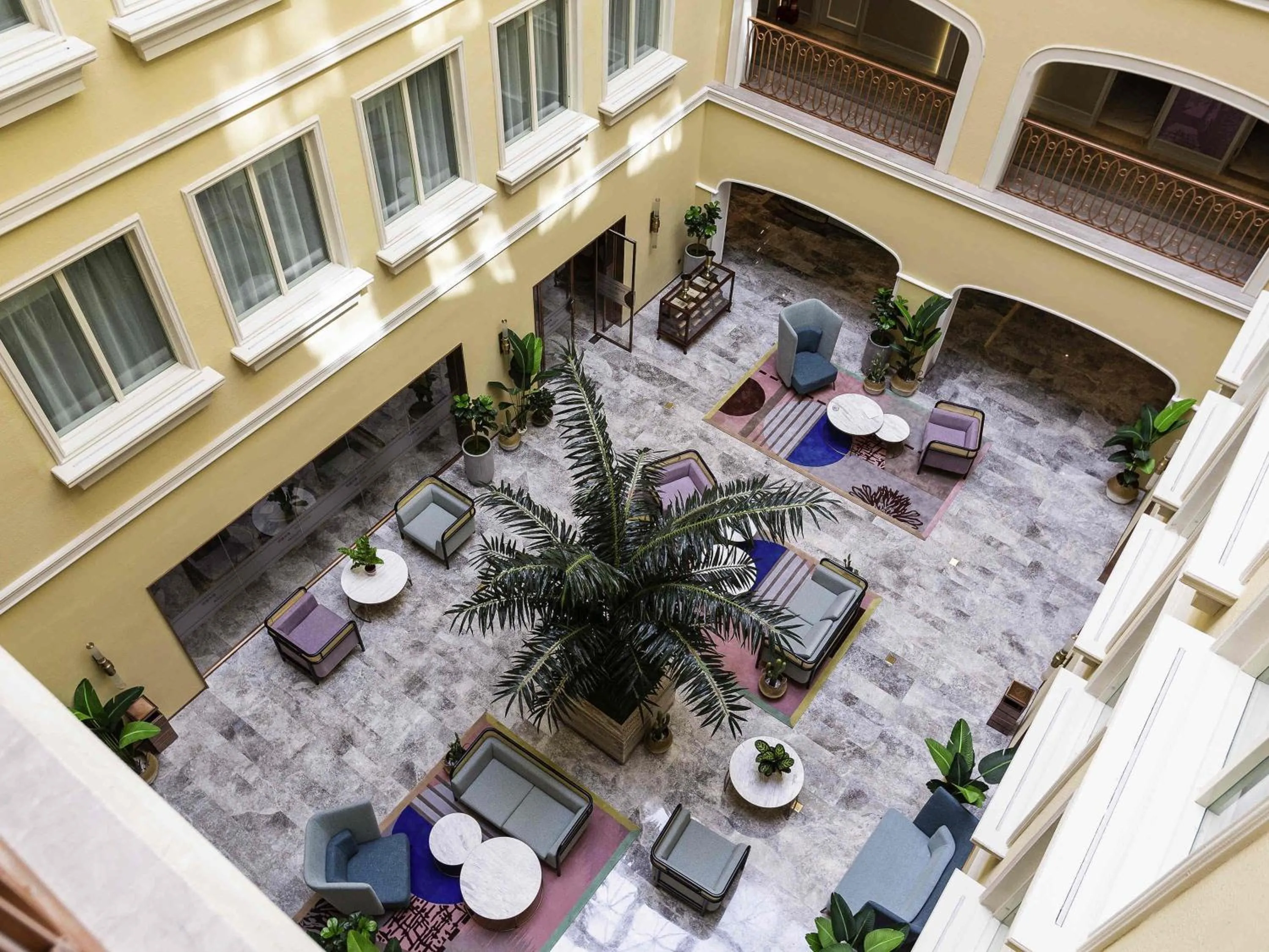 Lounge or bar in Mercure Taiyuan E Tech