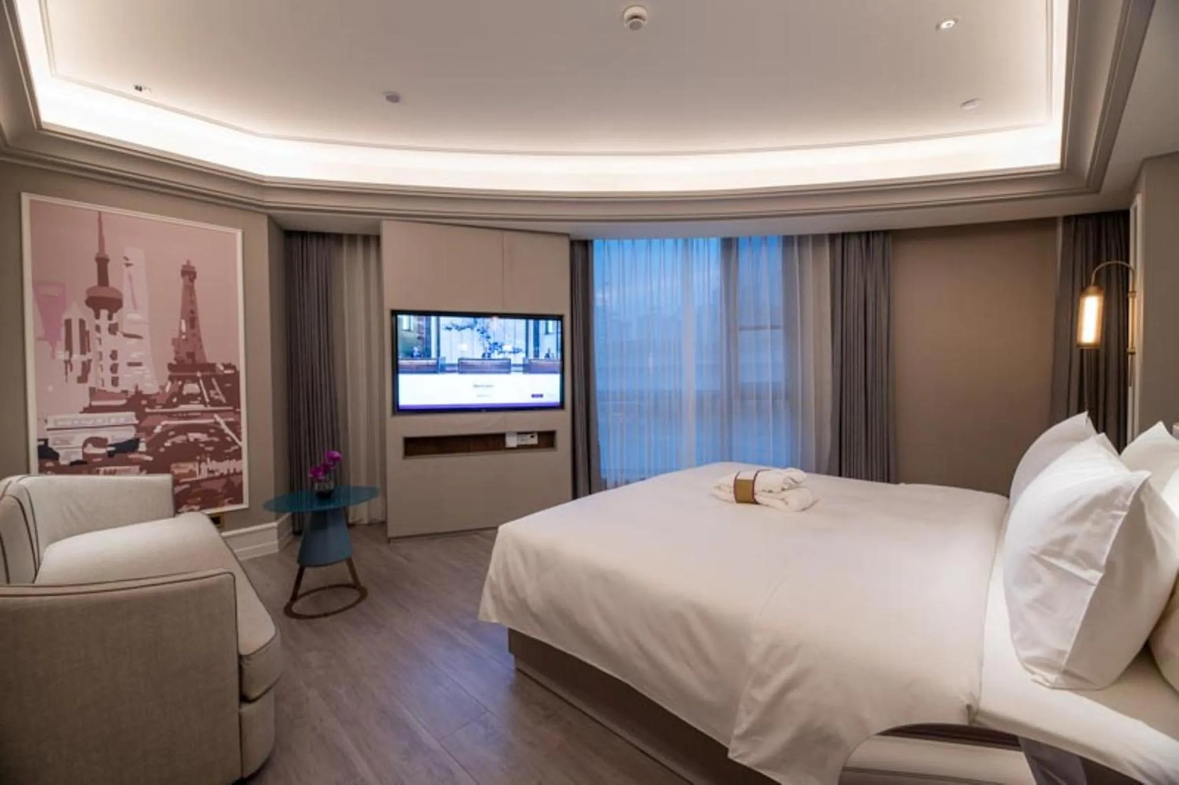 Bed in Mercure Shanghai Xujiahui South