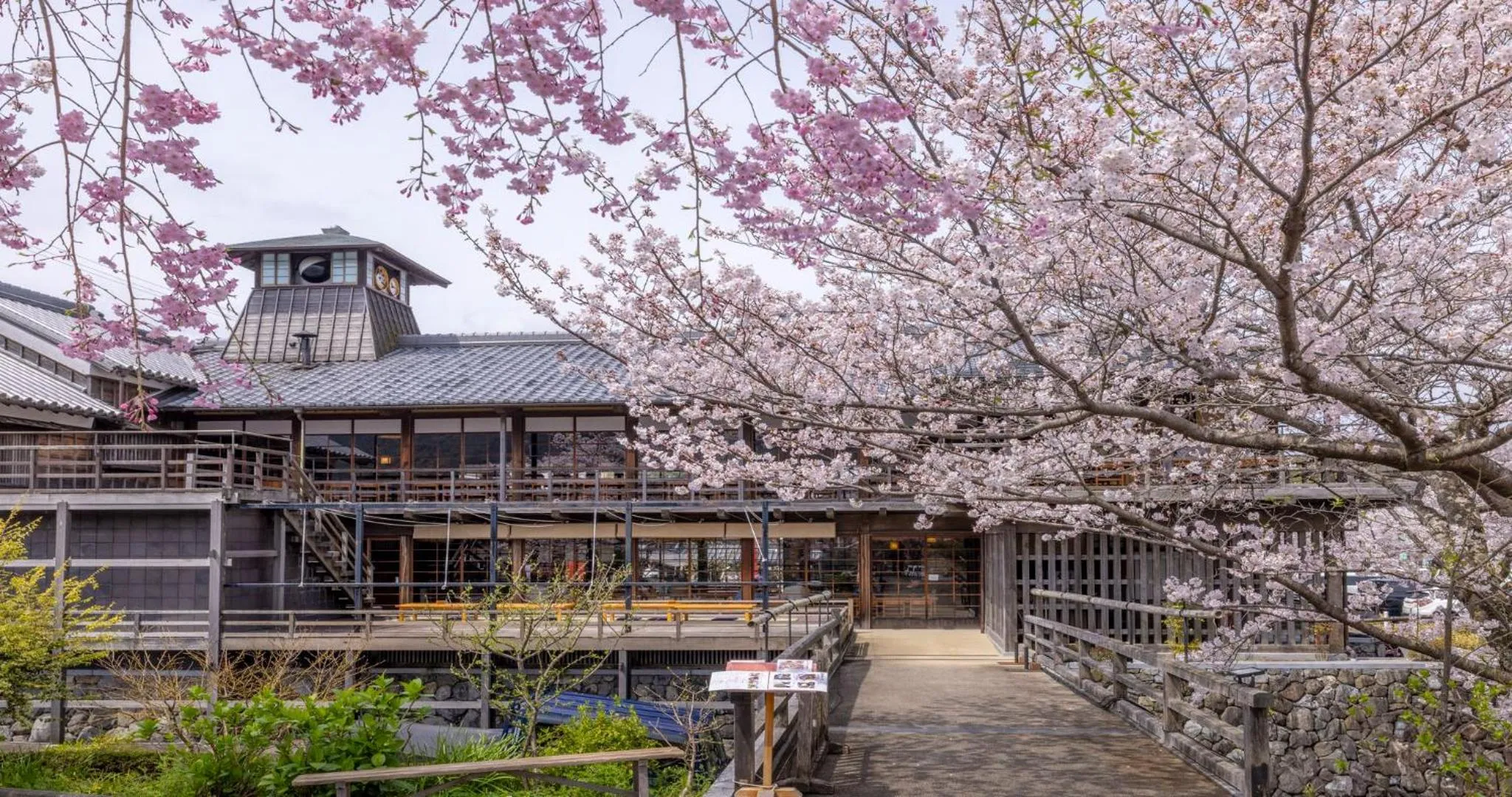 Nearby landmark in KAMENOI HOTEL Toba