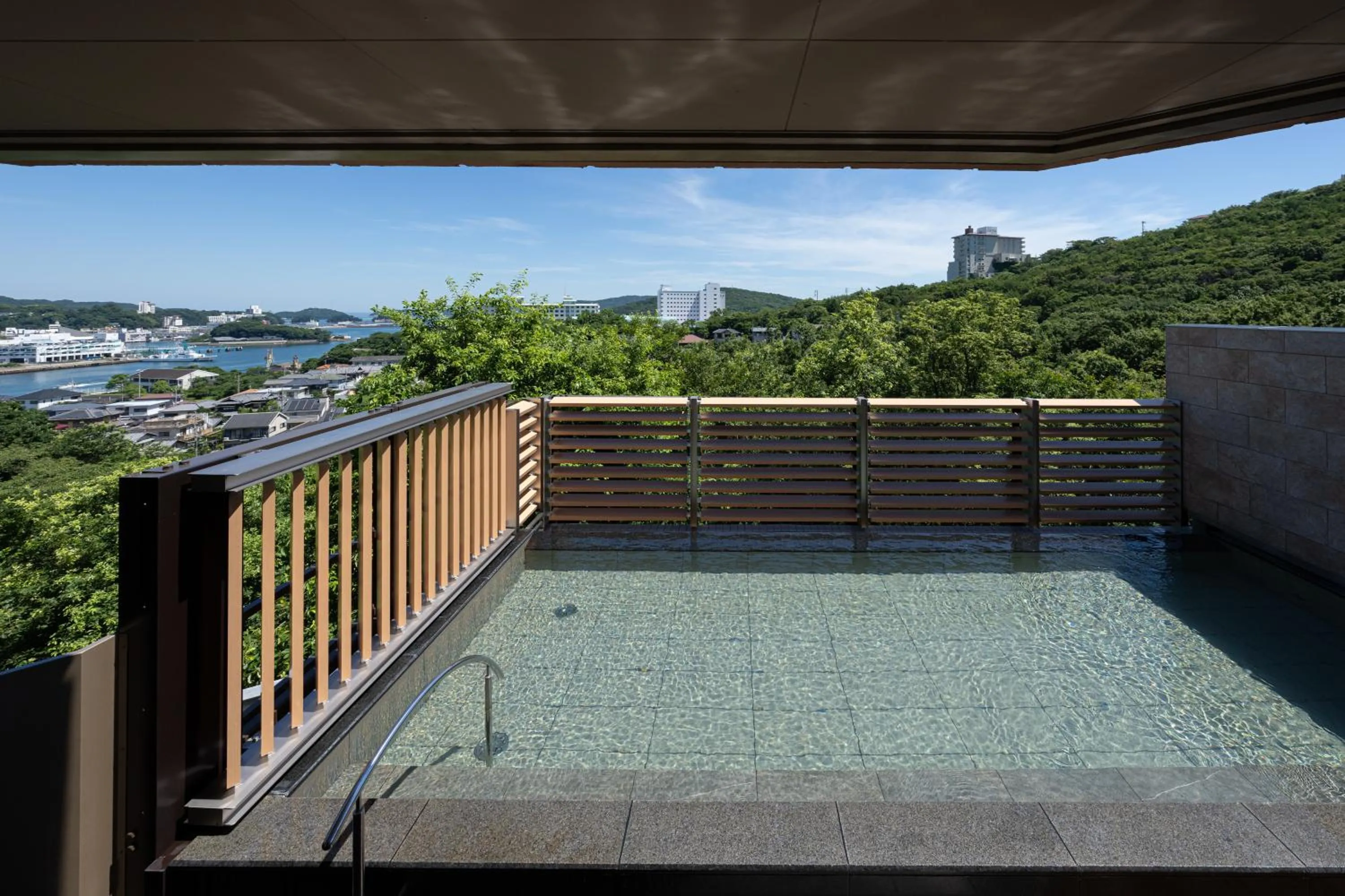 Hot Spring Bath in KAMENOI HOTEL Toba