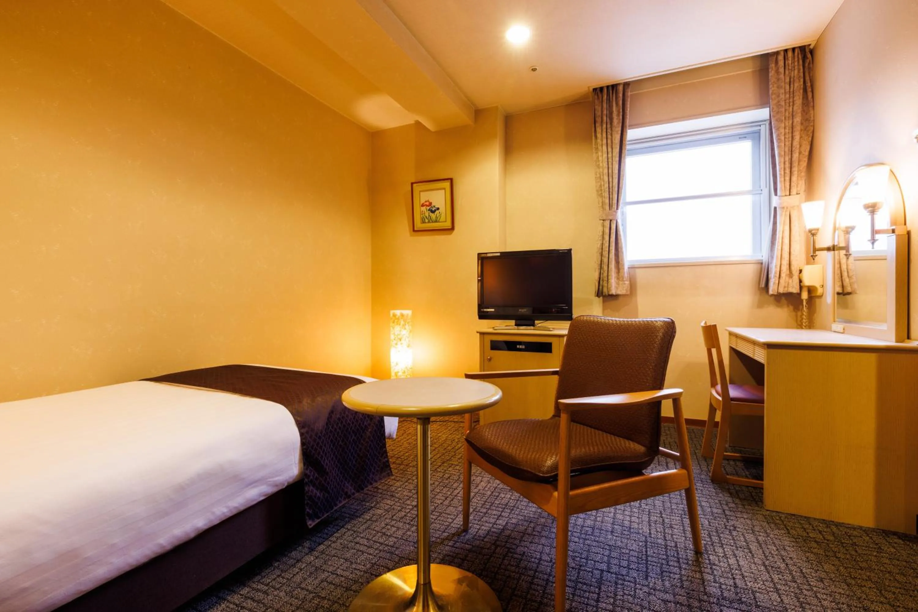 Photo of the whole room, Bed in KAMENOI HOTEL Itako