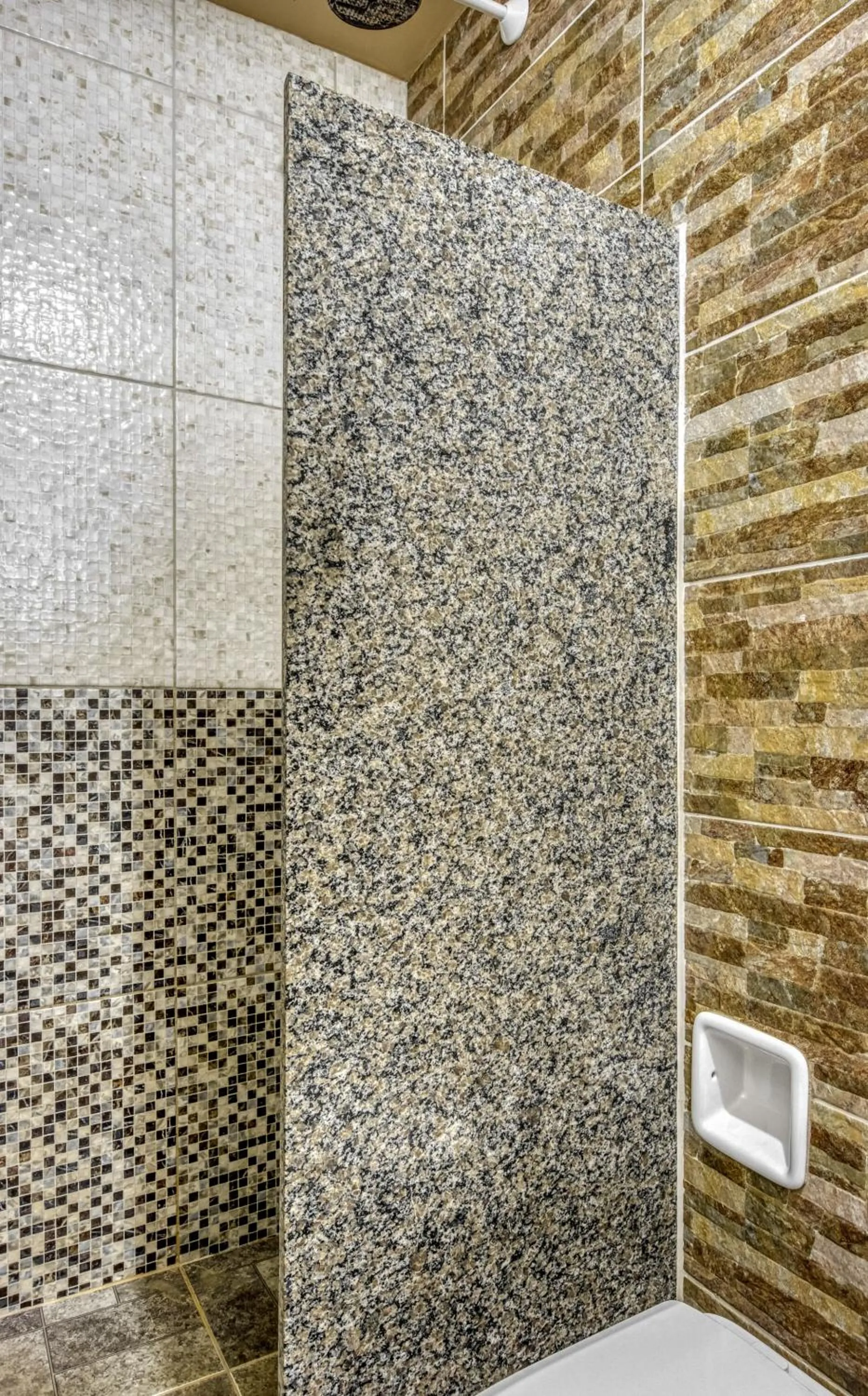 Bathroom in OYO Estrela Dalva, São Paulo