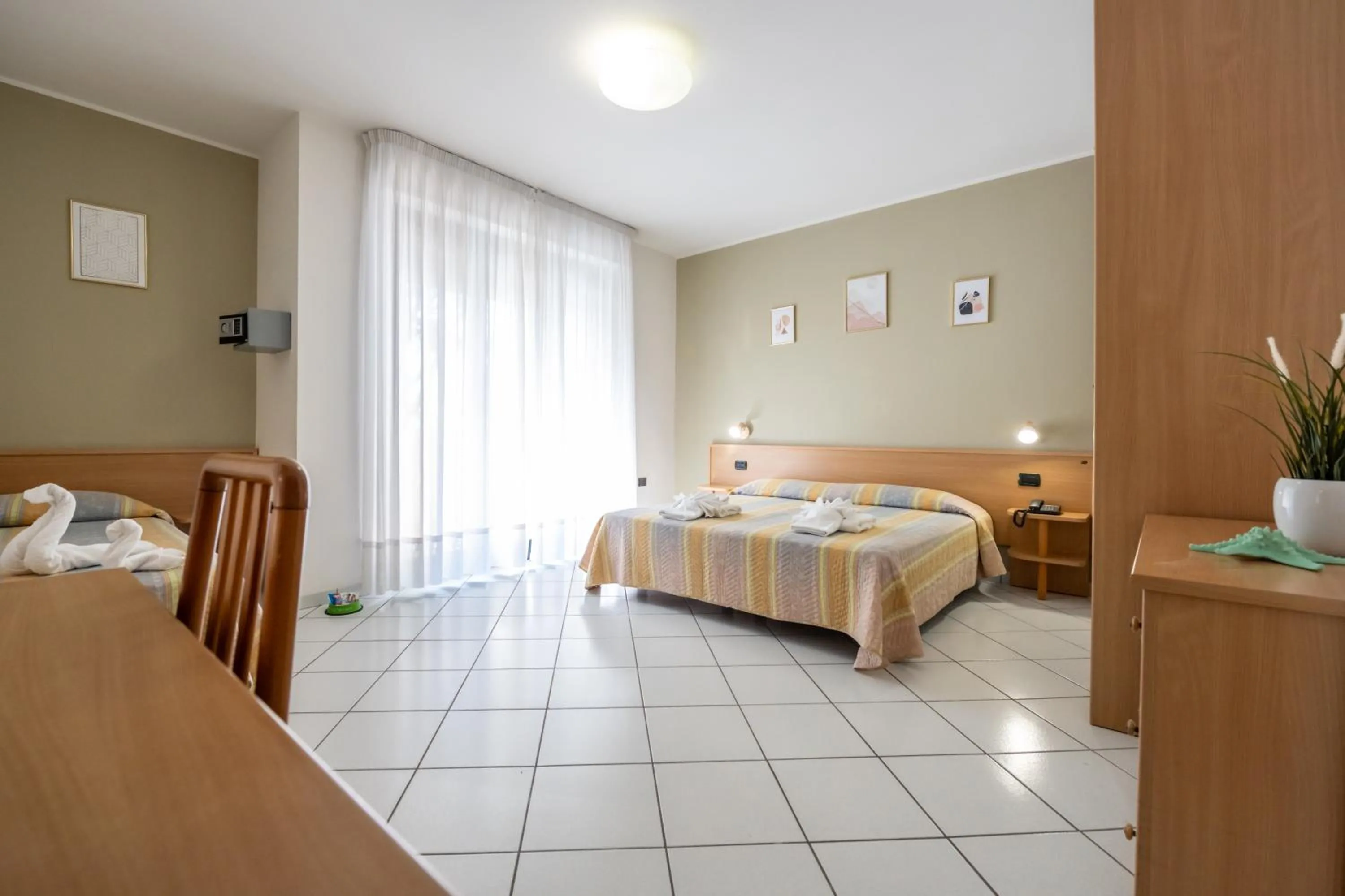 Photo of the whole room, Bed in Hotel Marebello