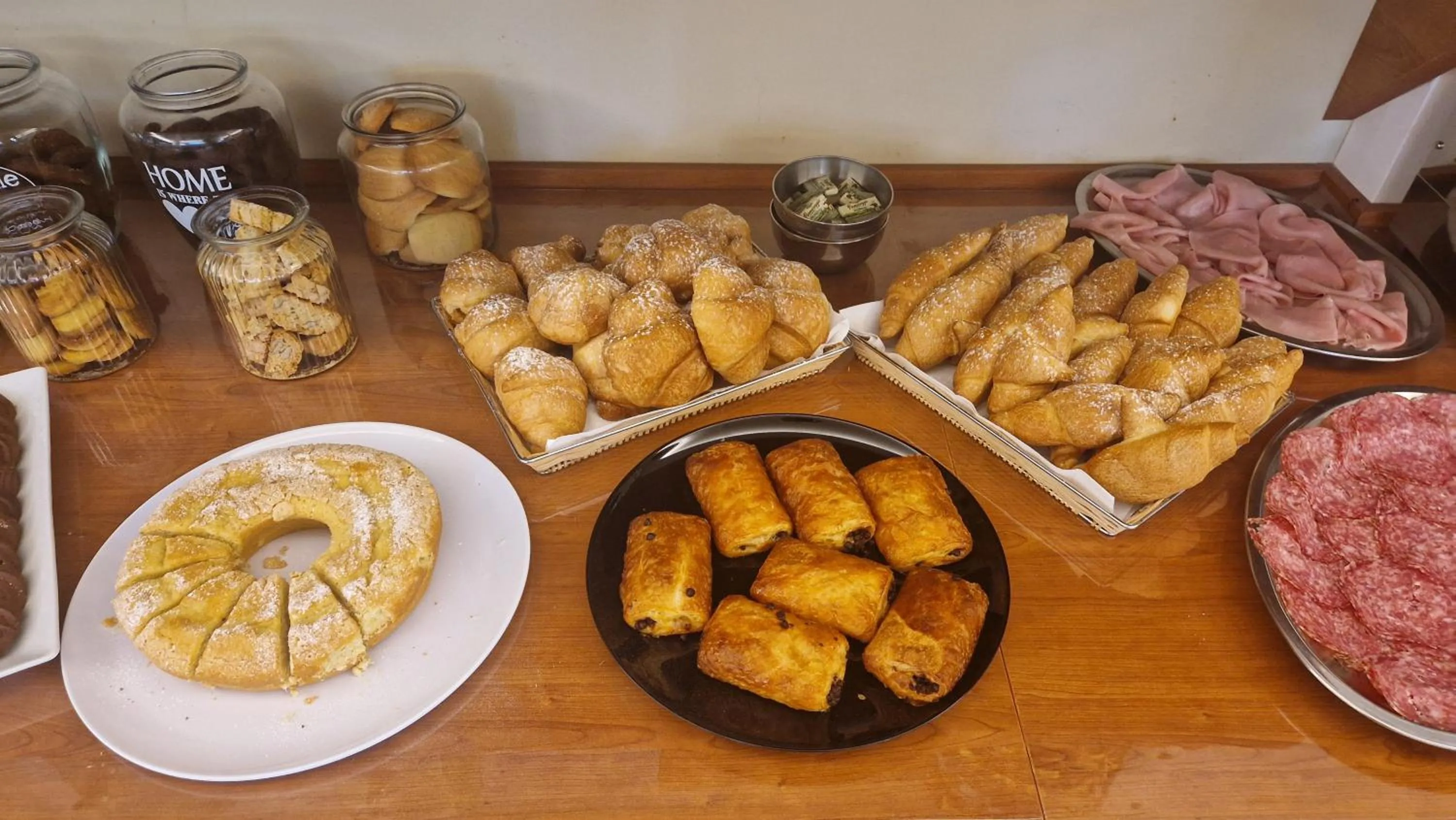 Breakfast in Hotel Marebello
