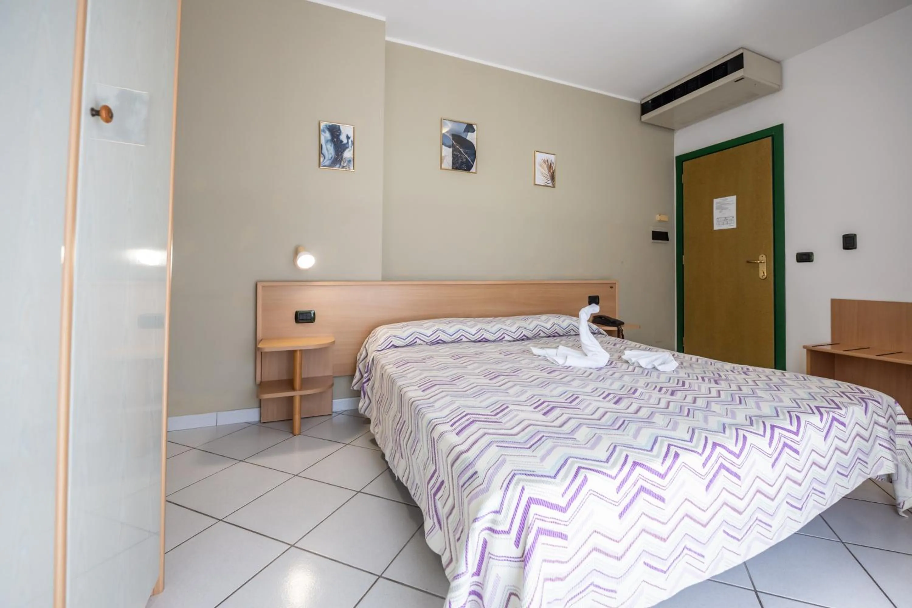Photo of the whole room, Bed in Hotel Marebello