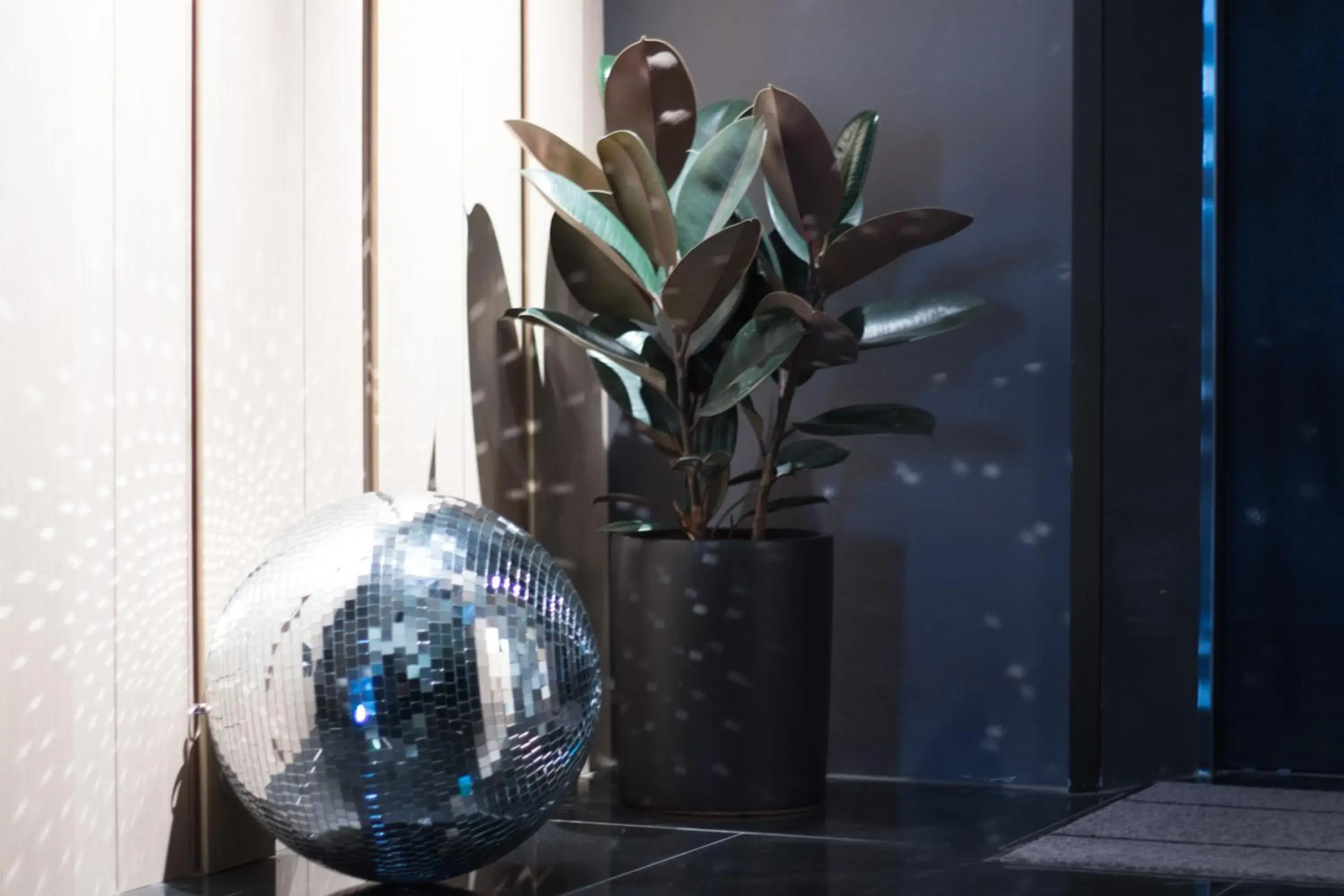 Facade/entrance in Hotel NuVe Elements Facade/entrance in Hotel NuVe Elements