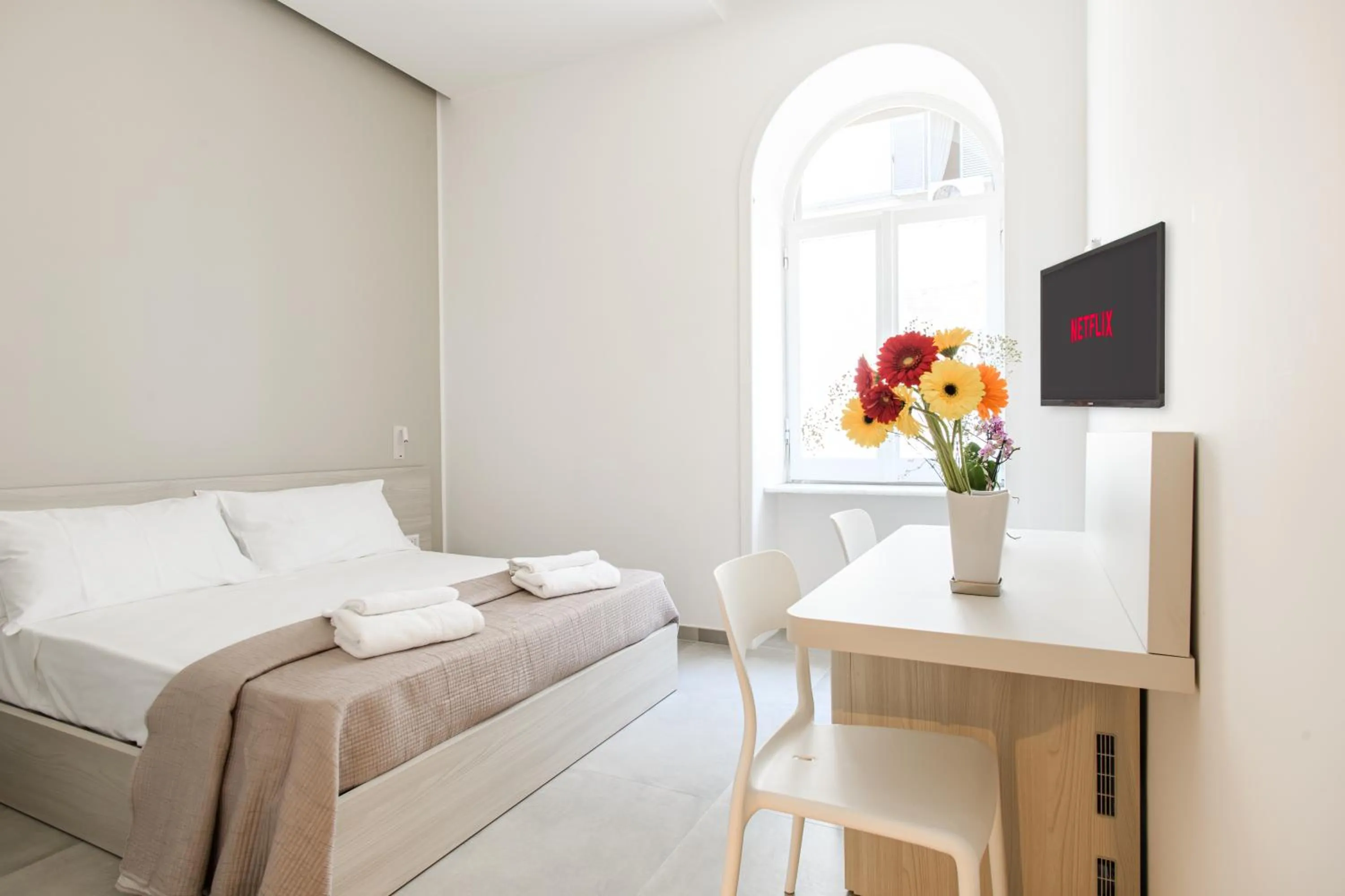 Bed in Lux Caracciolo