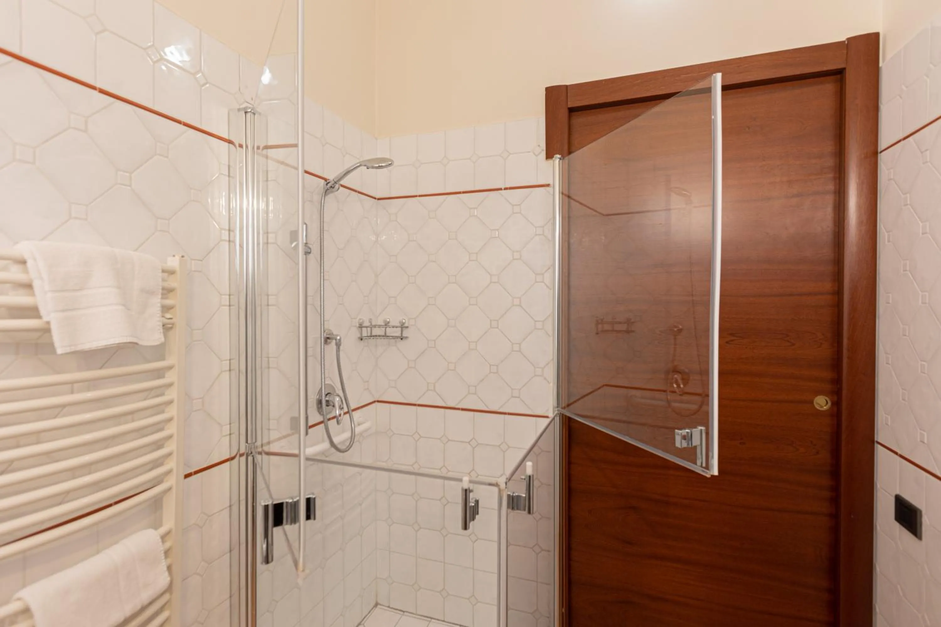 Bathroom in Hotel Azzurro