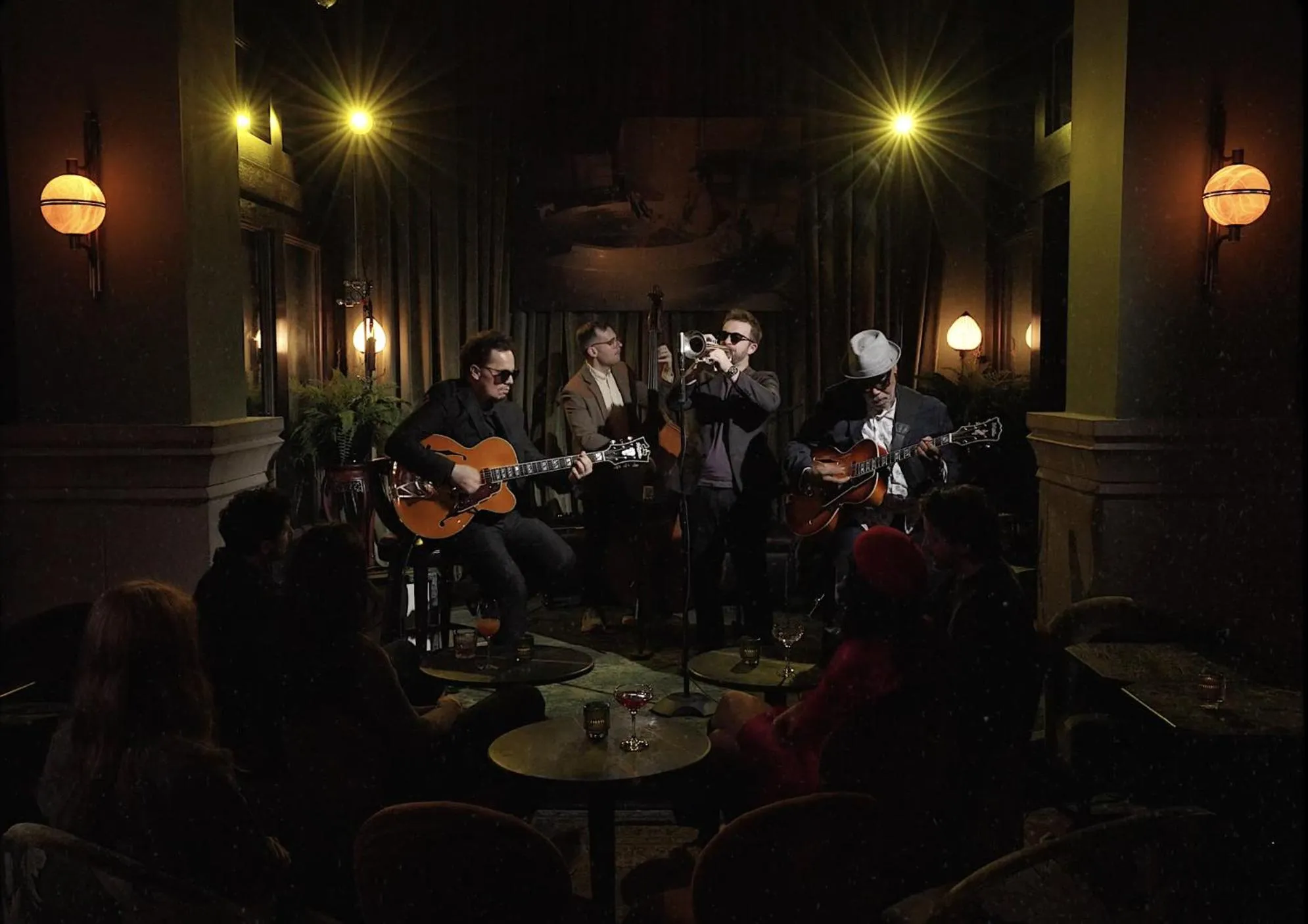 Evening entertainment in Soho Grand Hotel