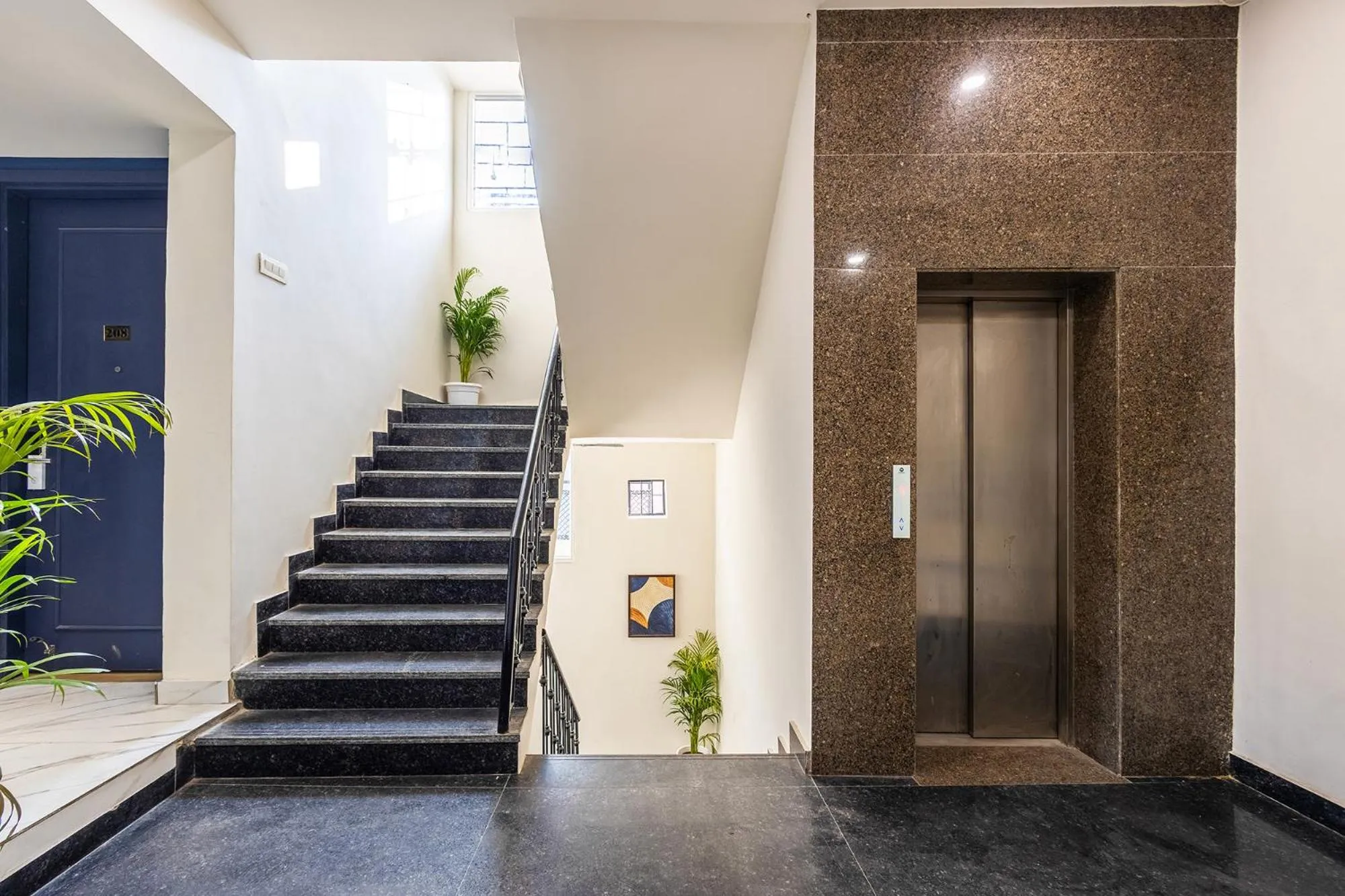 elevator in FabHotel Vat