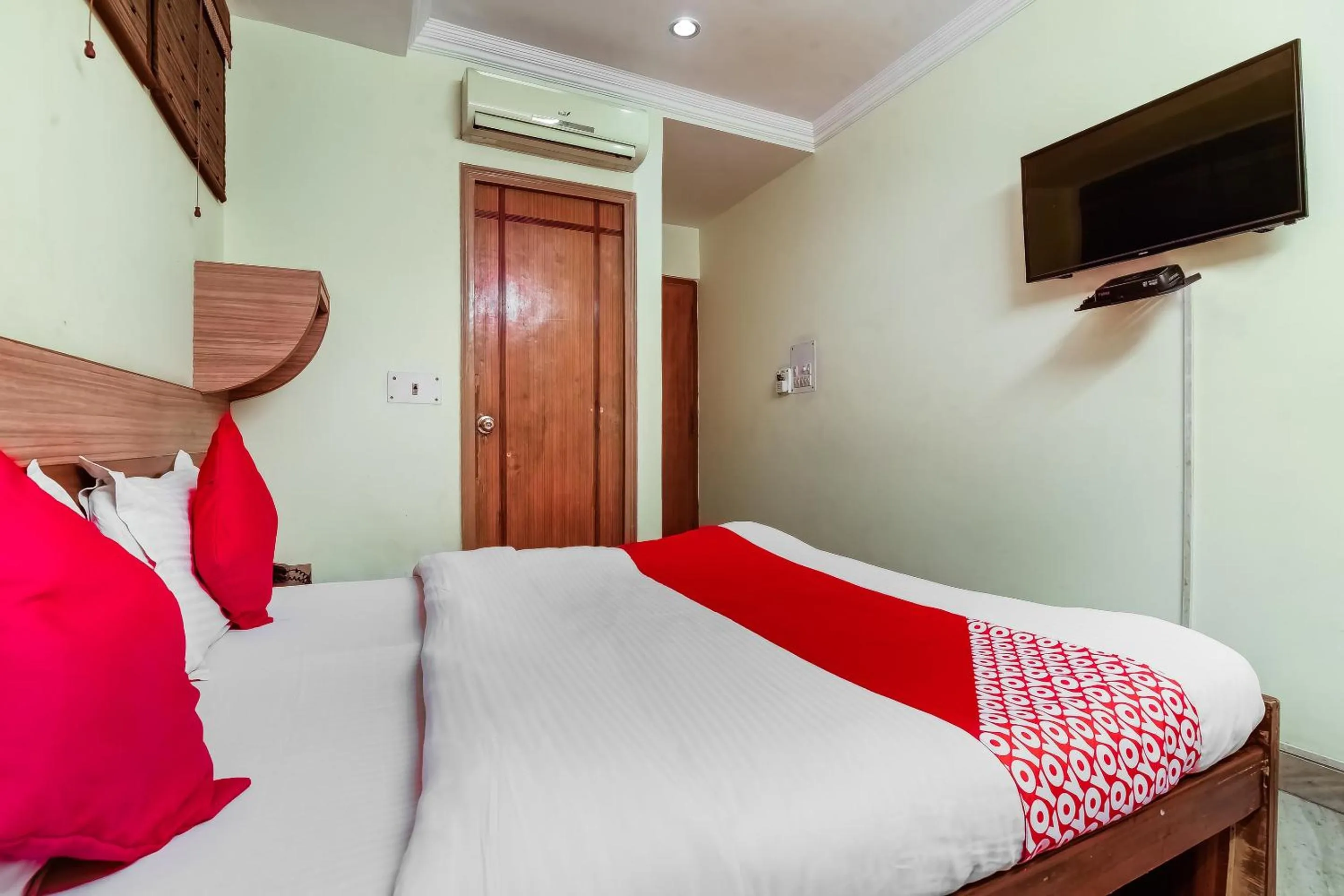 Bedroom, Bed in SPOT ON Hotel Kabila