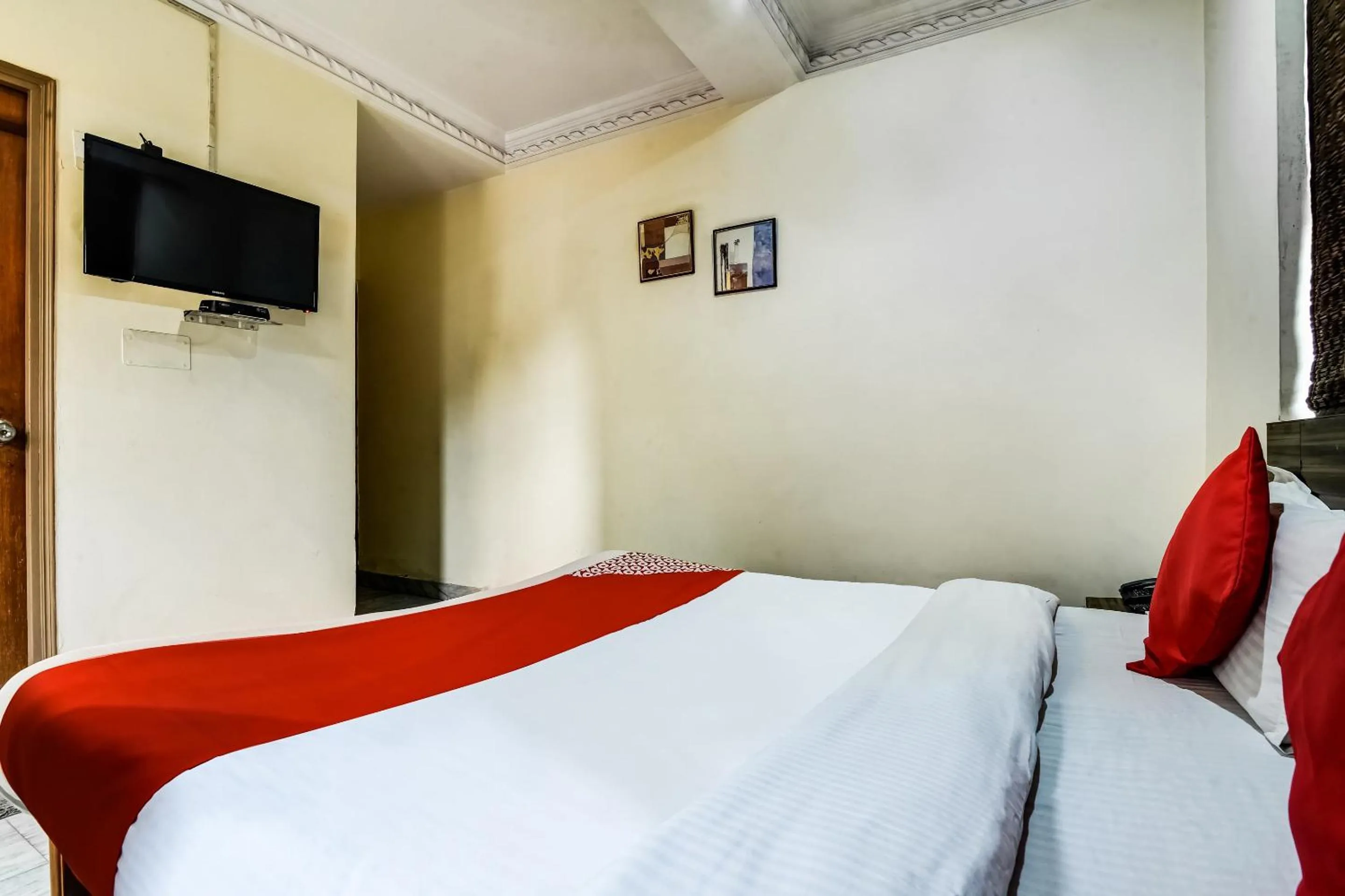 Bedroom, Bed in SPOT ON Hotel Kabila