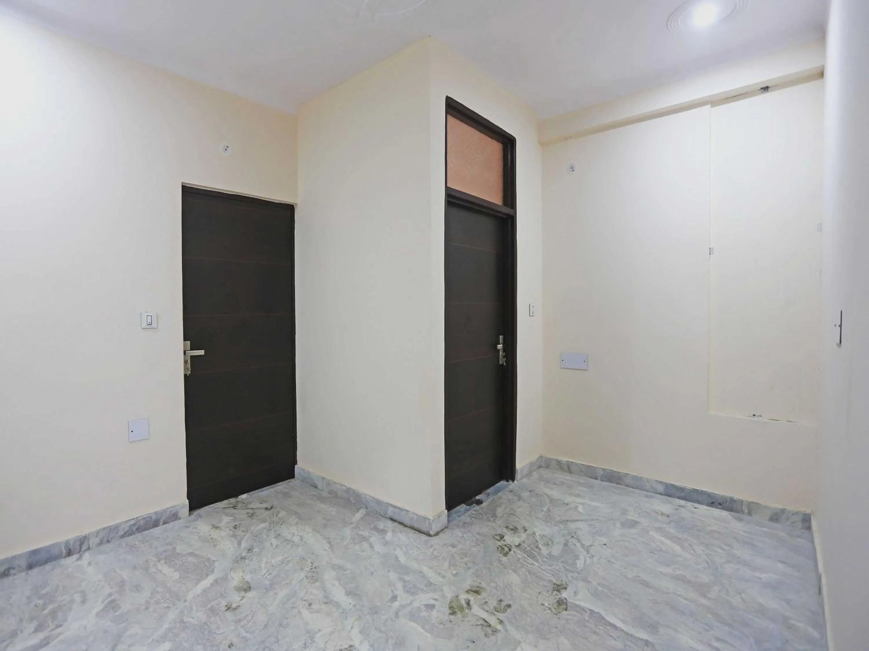 Lobby or reception in Hotel O Lal Residency