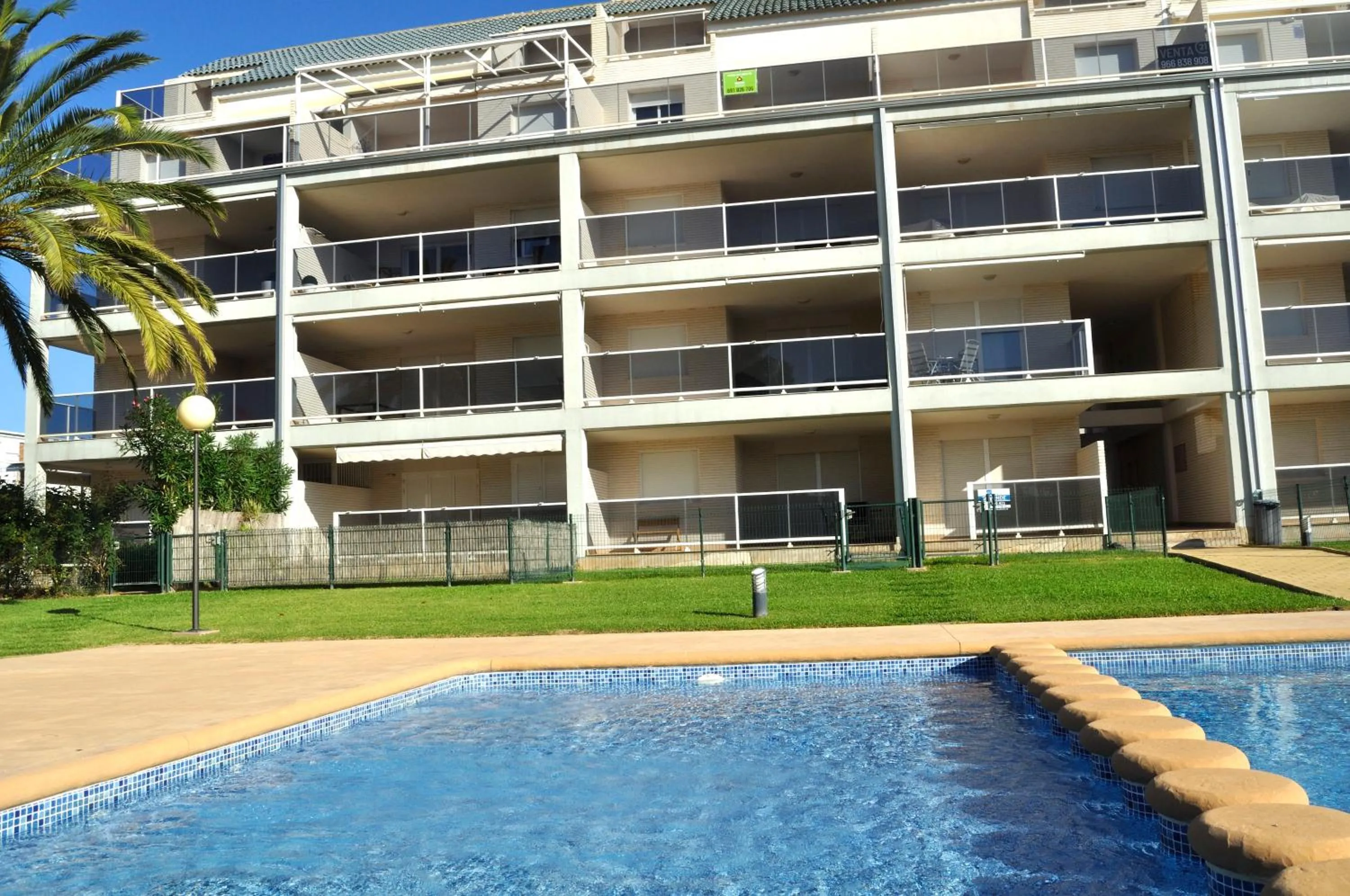 Brisas C8, ático, 3 dormitorios, playa a 100m, by Bookindenia